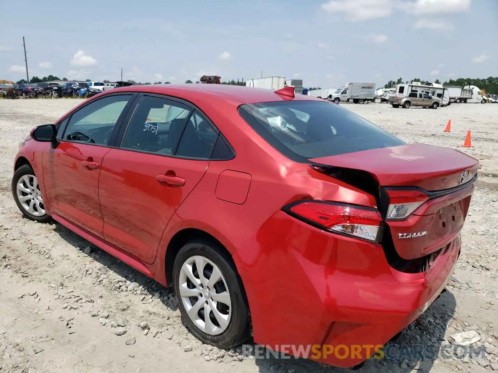 3 Photograph of a damaged car 5YFEPRAE2LP062333 TOYOTA COROLLA 2020