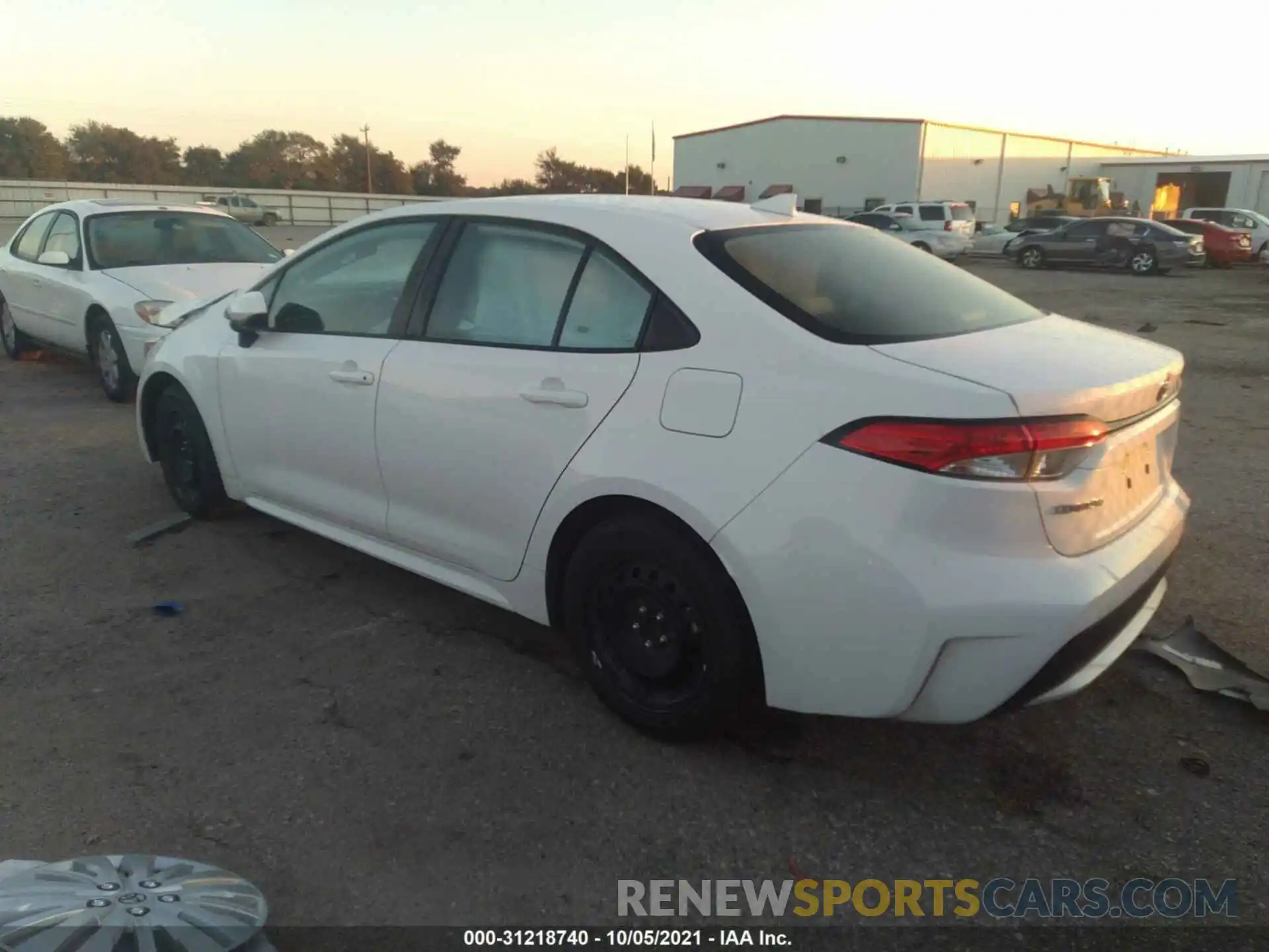 3 Photograph of a damaged car 5YFEPRAE2LP063210 TOYOTA COROLLA 2020