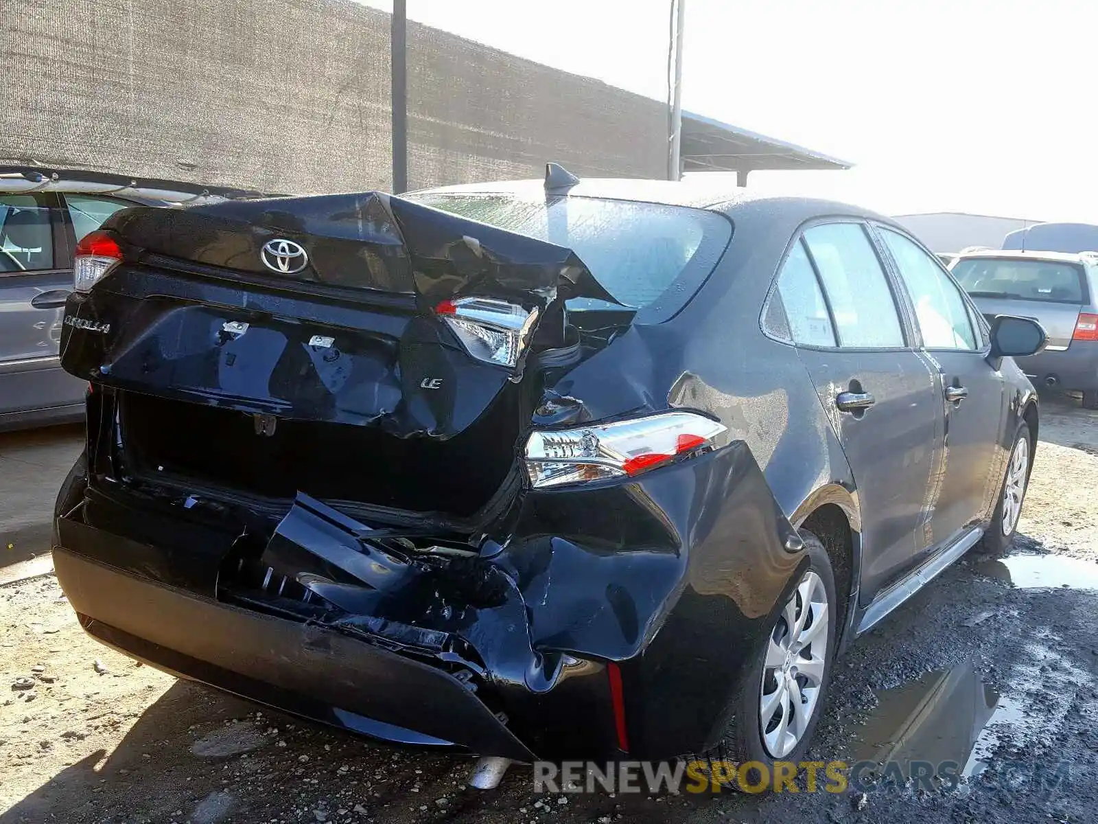 4 Photograph of a damaged car 5YFEPRAE2LP063935 TOYOTA COROLLA 2020