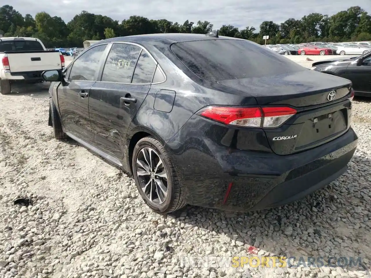 3 Photograph of a damaged car 5YFEPRAE2LP065474 TOYOTA COROLLA 2020