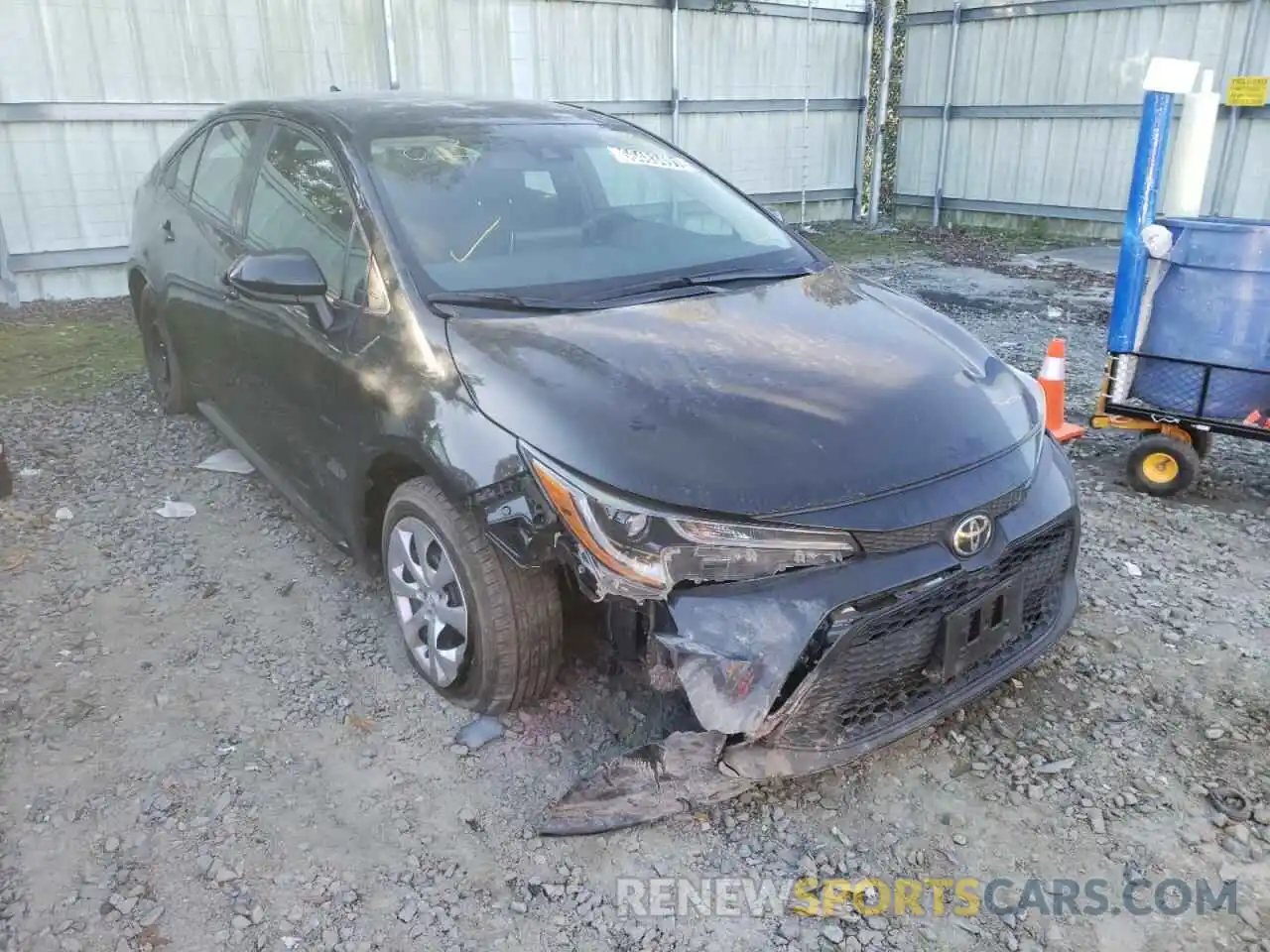 1 Photograph of a damaged car 5YFEPRAE2LP065801 TOYOTA COROLLA 2020