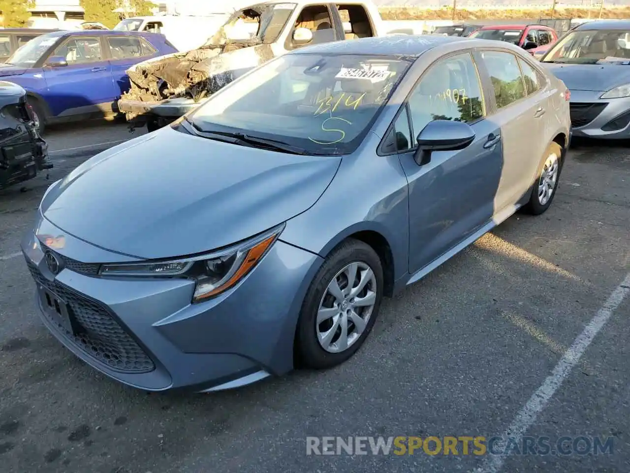 1 Photograph of a damaged car 5YFEPRAE2LP066334 TOYOTA COROLLA 2020