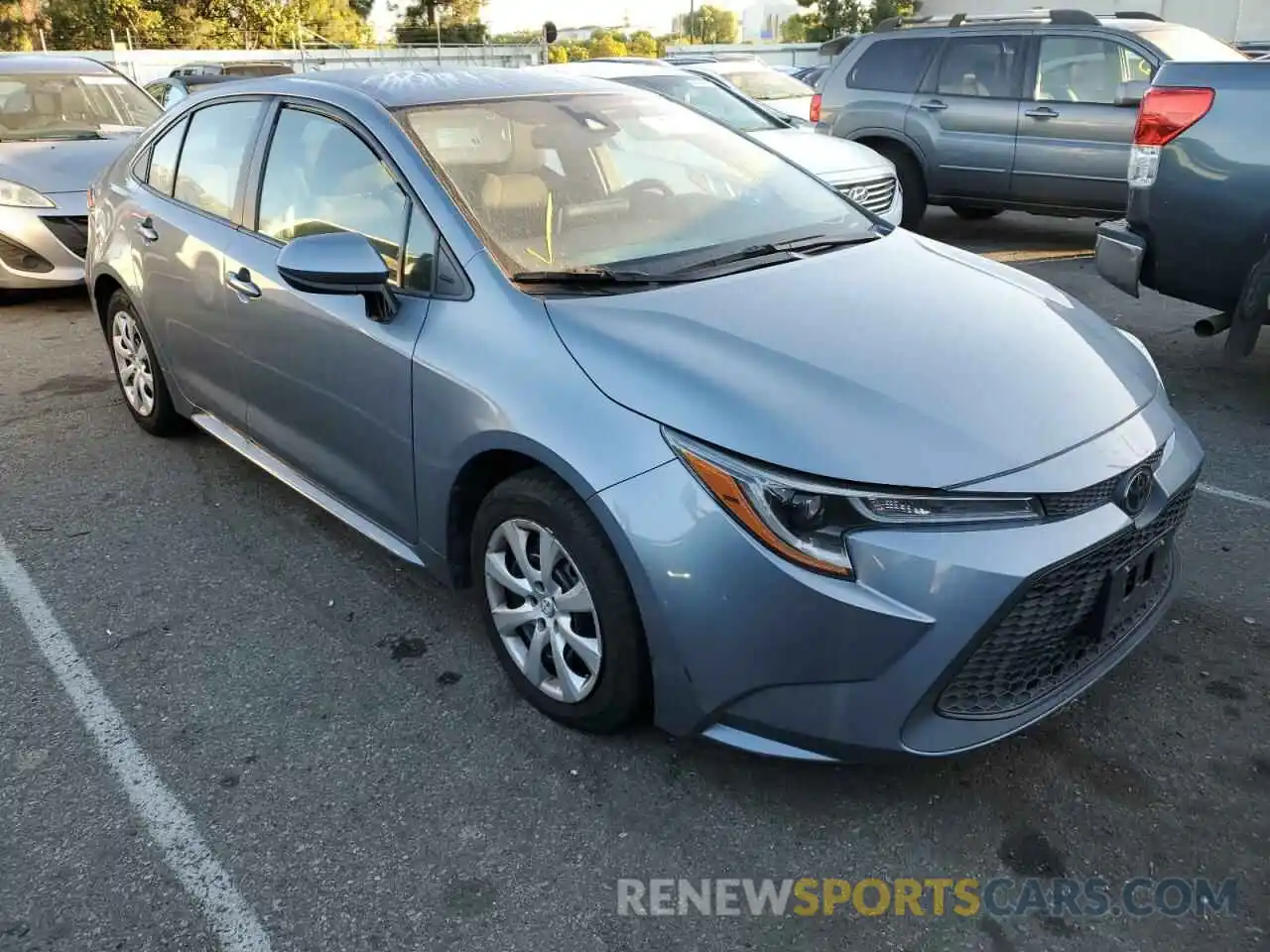 4 Photograph of a damaged car 5YFEPRAE2LP066334 TOYOTA COROLLA 2020