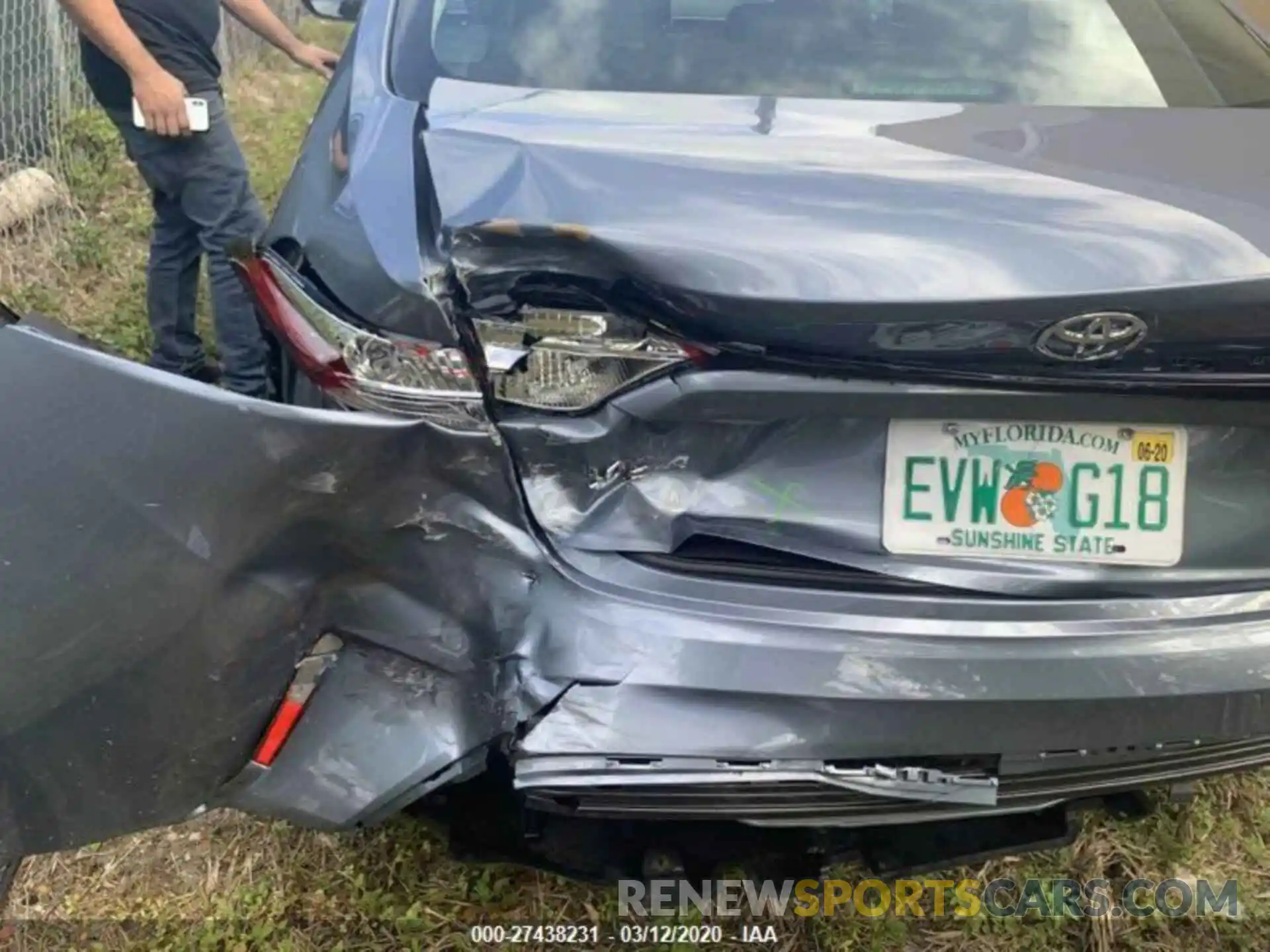 8 Photograph of a damaged car 5YFEPRAE2LP066463 TOYOTA COROLLA 2020