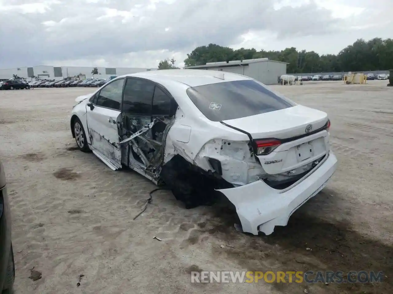 3 Photograph of a damaged car 5YFEPRAE2LP067354 TOYOTA COROLLA 2020