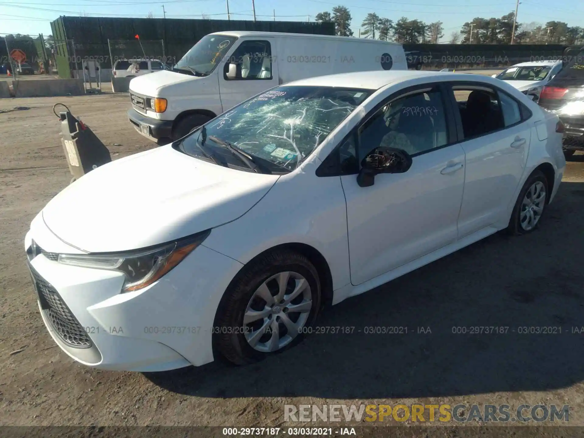 2 Photograph of a damaged car 5YFEPRAE2LP067838 TOYOTA COROLLA 2020