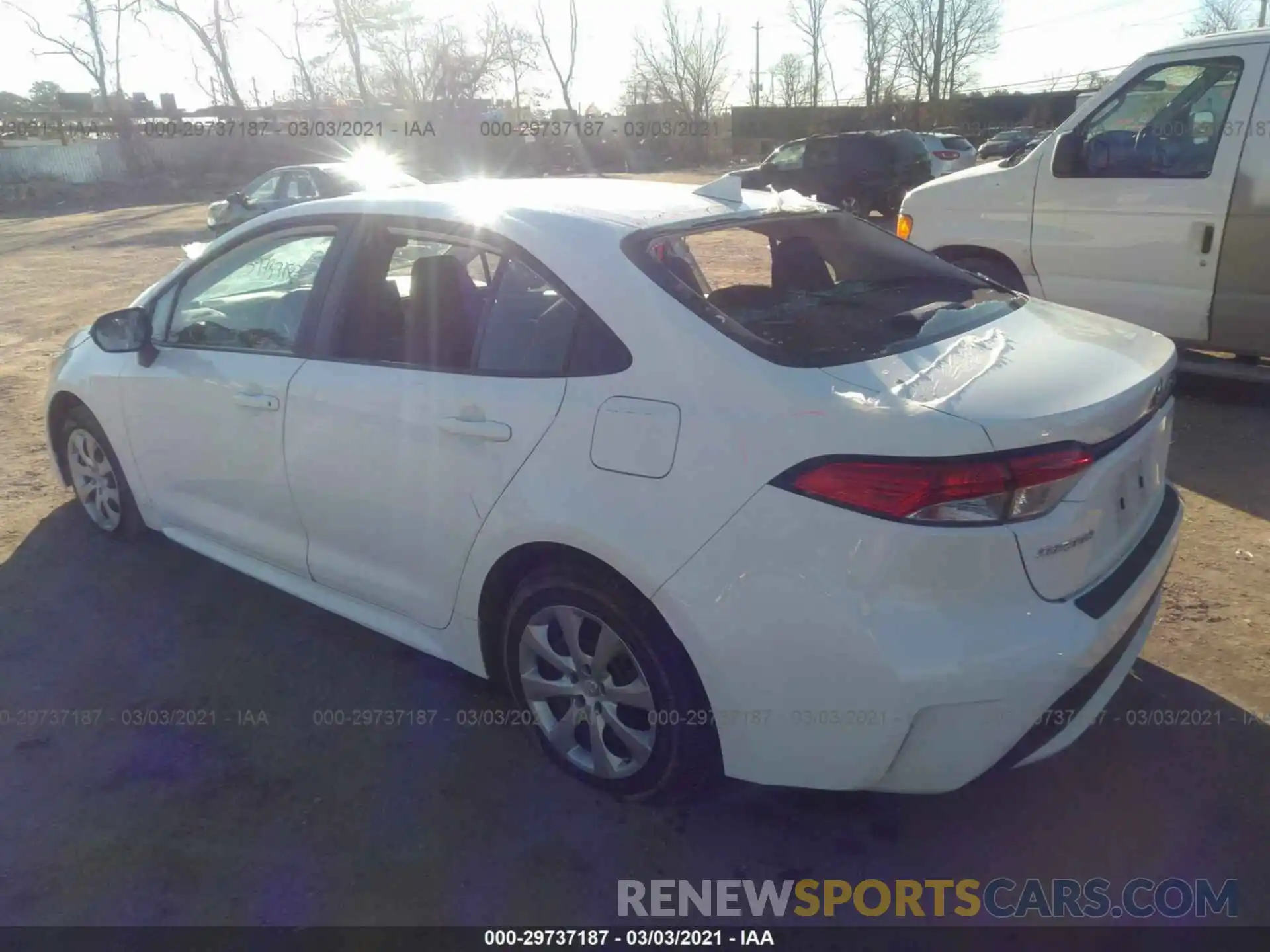 3 Photograph of a damaged car 5YFEPRAE2LP067838 TOYOTA COROLLA 2020