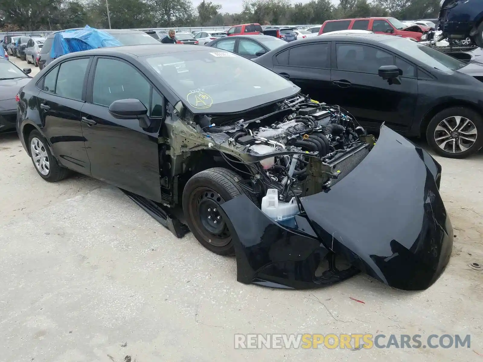 1 Photograph of a damaged car 5YFEPRAE2LP068004 TOYOTA COROLLA 2020