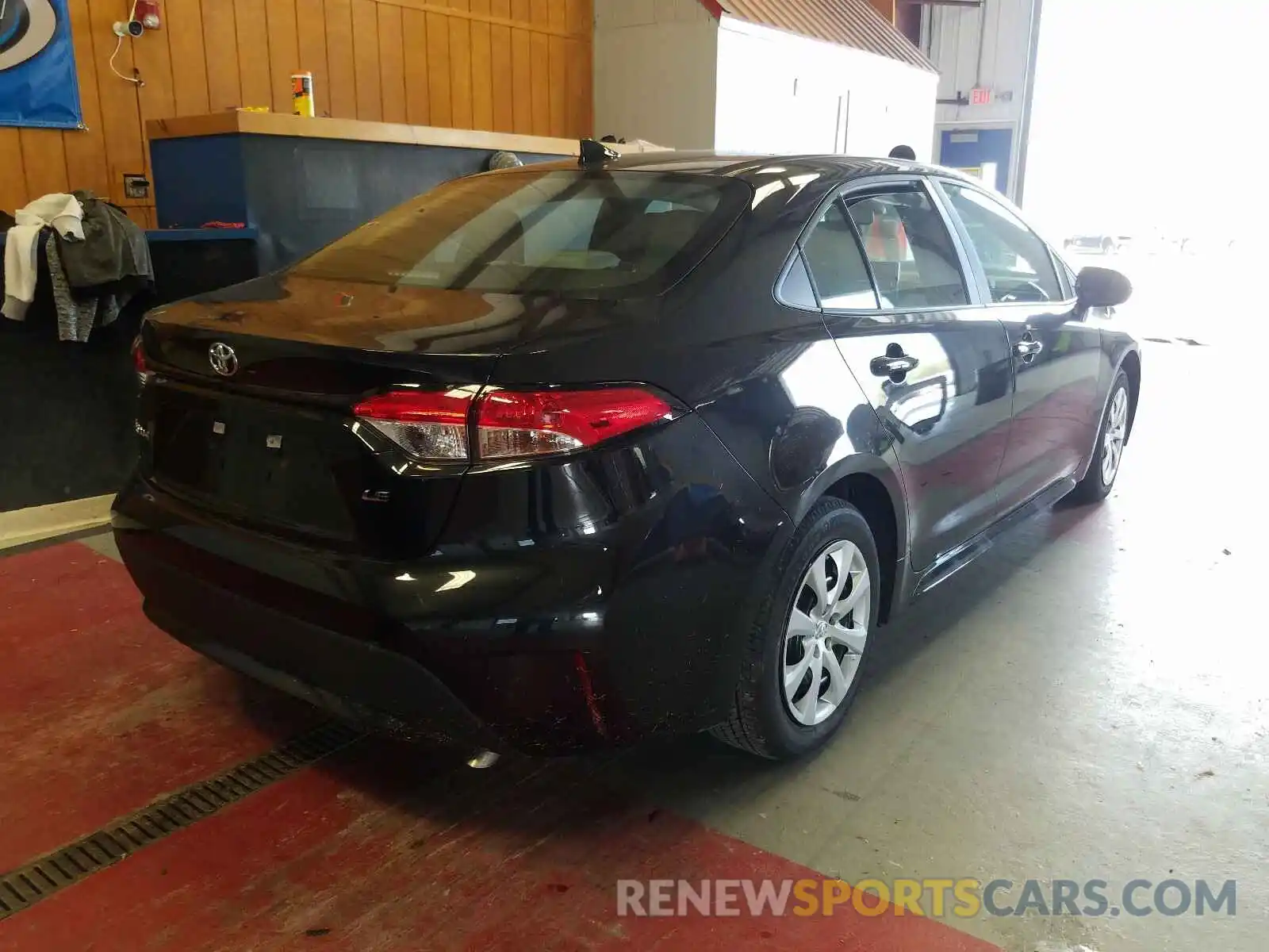 4 Photograph of a damaged car 5YFEPRAE2LP068407 TOYOTA COROLLA 2020