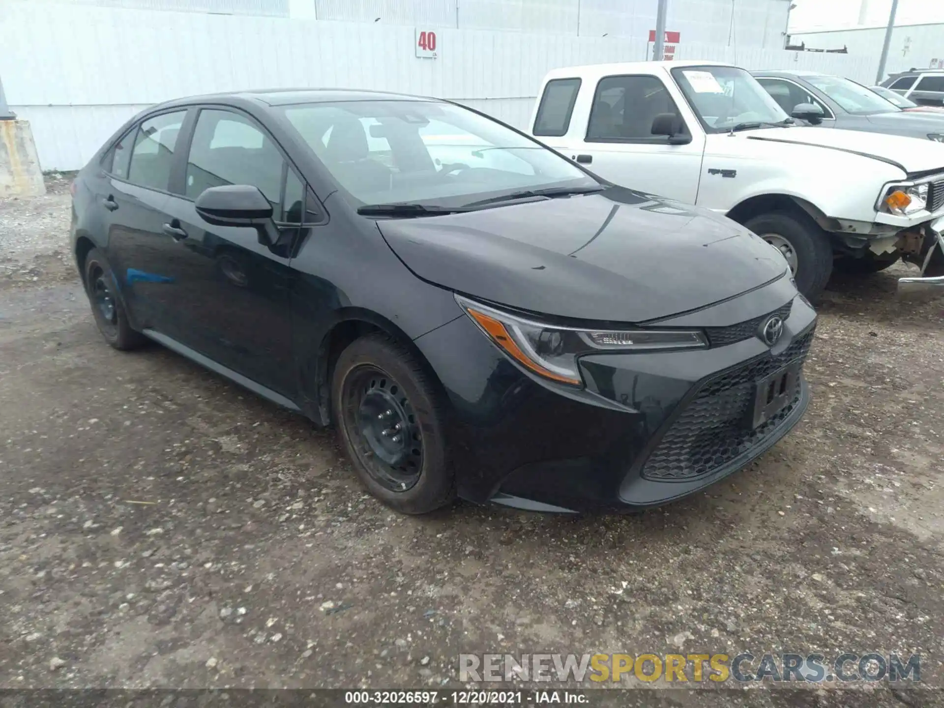 1 Photograph of a damaged car 5YFEPRAE2LP068942 TOYOTA COROLLA 2020