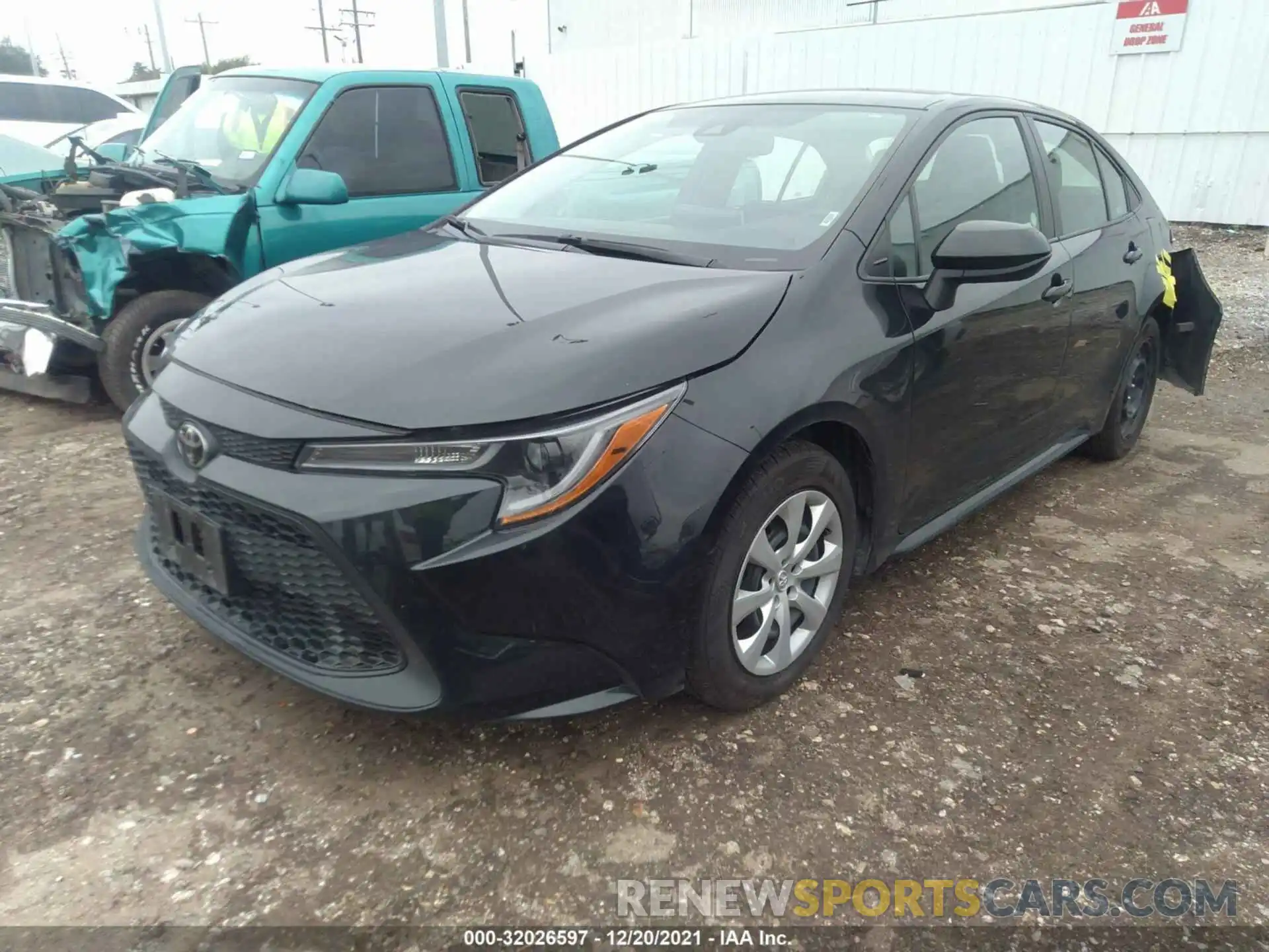 2 Photograph of a damaged car 5YFEPRAE2LP068942 TOYOTA COROLLA 2020