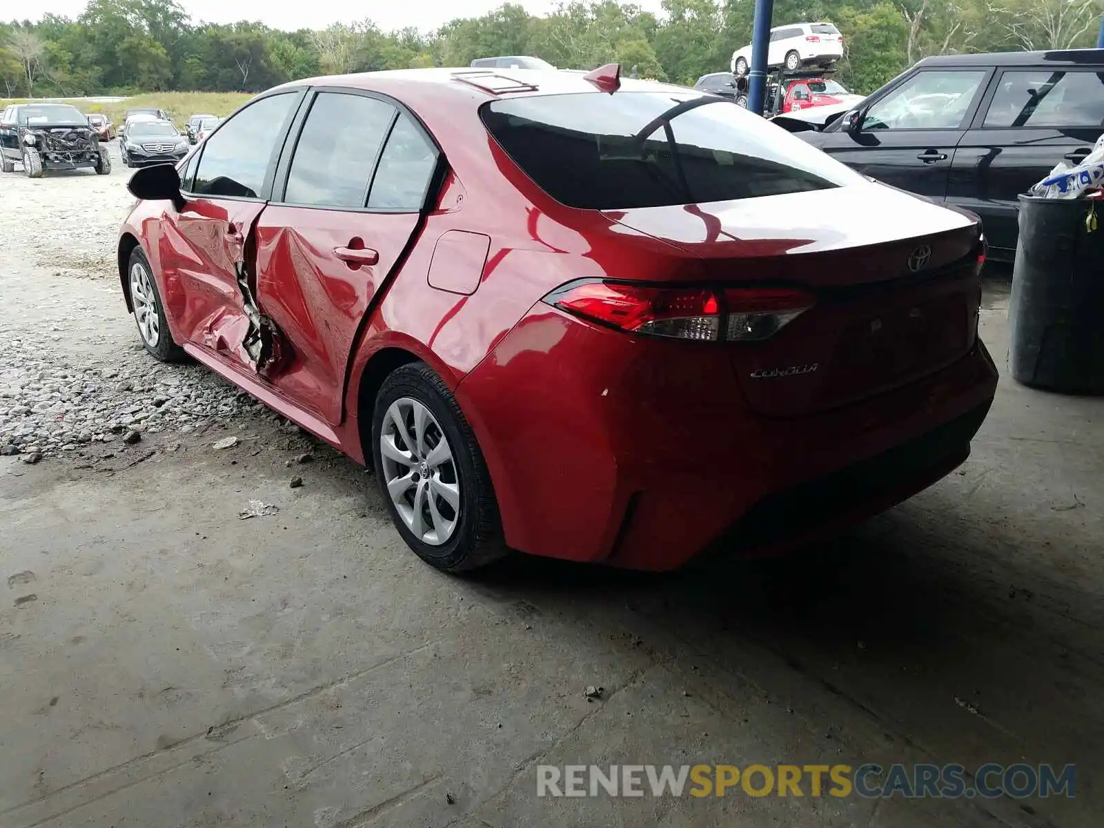 3 Photograph of a damaged car 5YFEPRAE2LP069704 TOYOTA COROLLA 2020