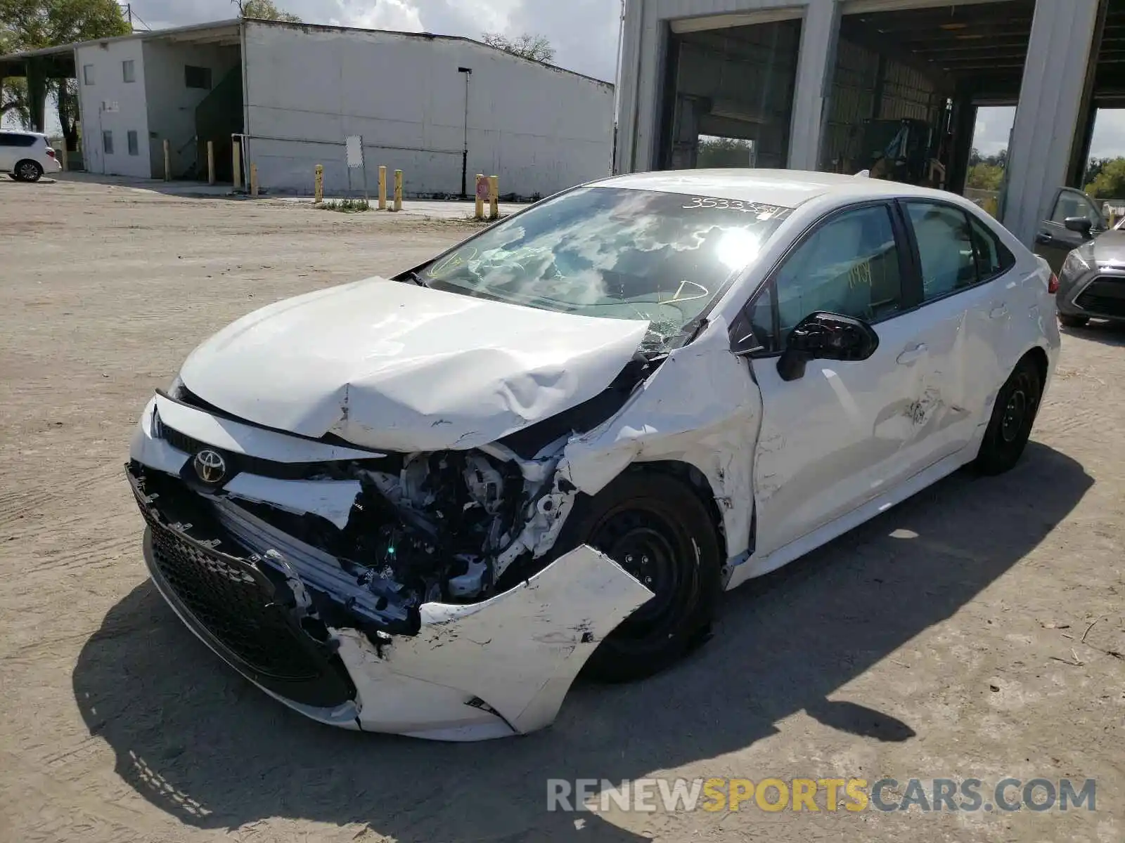2 Фотография поврежденного автомобиля 5YFEPRAE2LP070903 TOYOTA COROLLA 2020