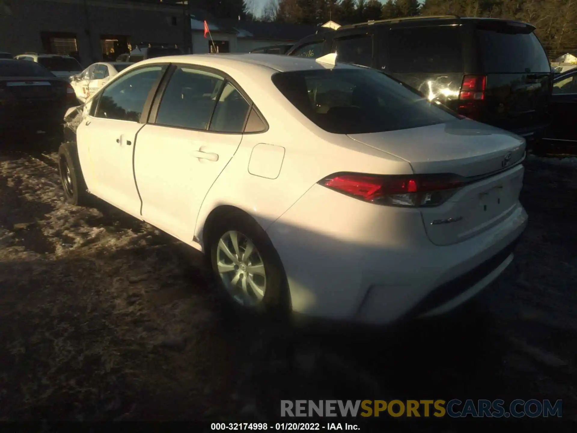 3 Photograph of a damaged car 5YFEPRAE2LP072411 TOYOTA COROLLA 2020