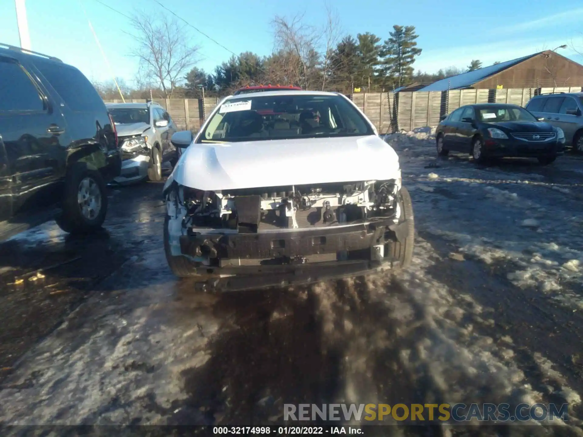 6 Photograph of a damaged car 5YFEPRAE2LP072411 TOYOTA COROLLA 2020