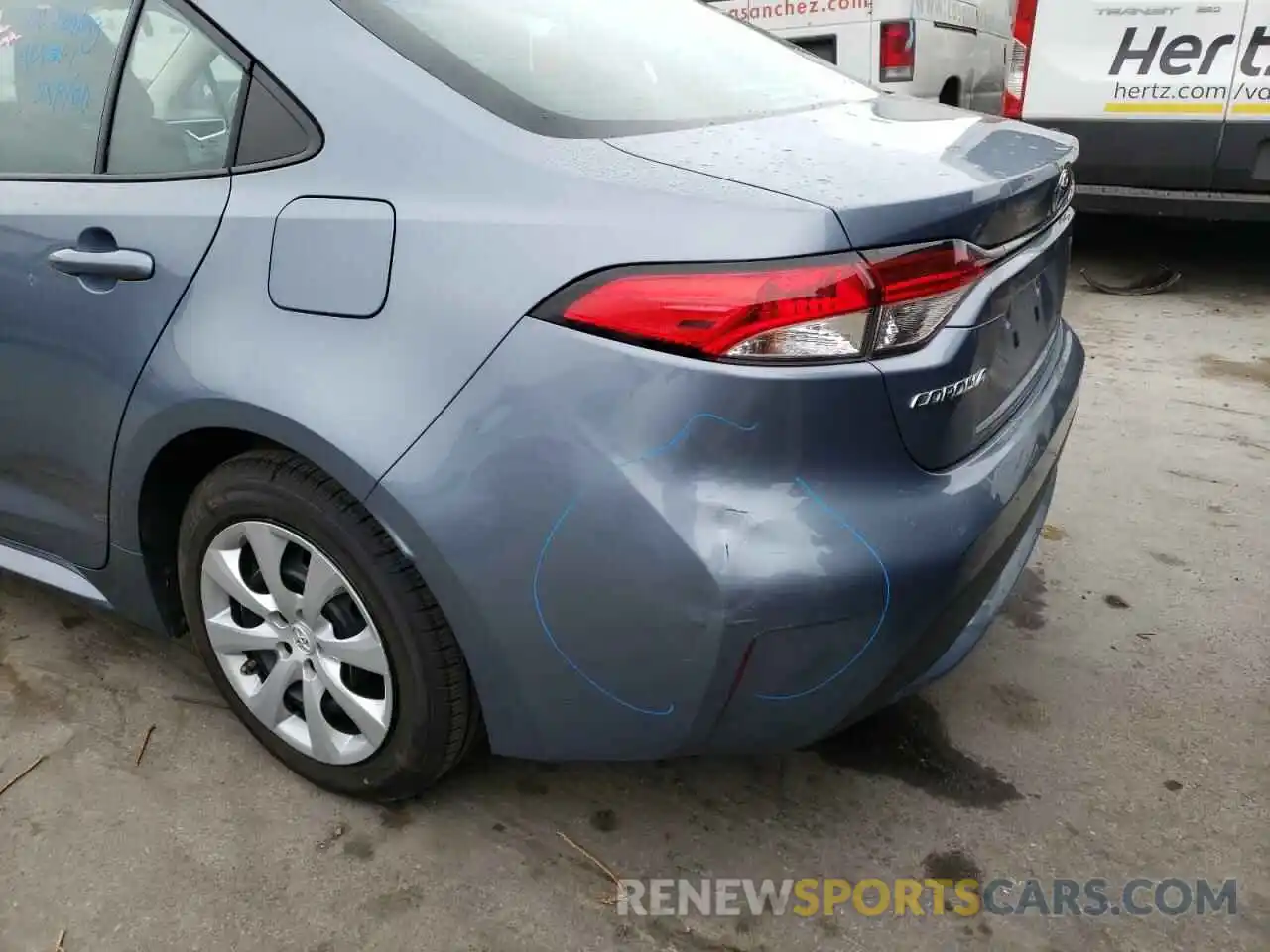 9 Photograph of a damaged car 5YFEPRAE2LP073283 TOYOTA COROLLA 2020