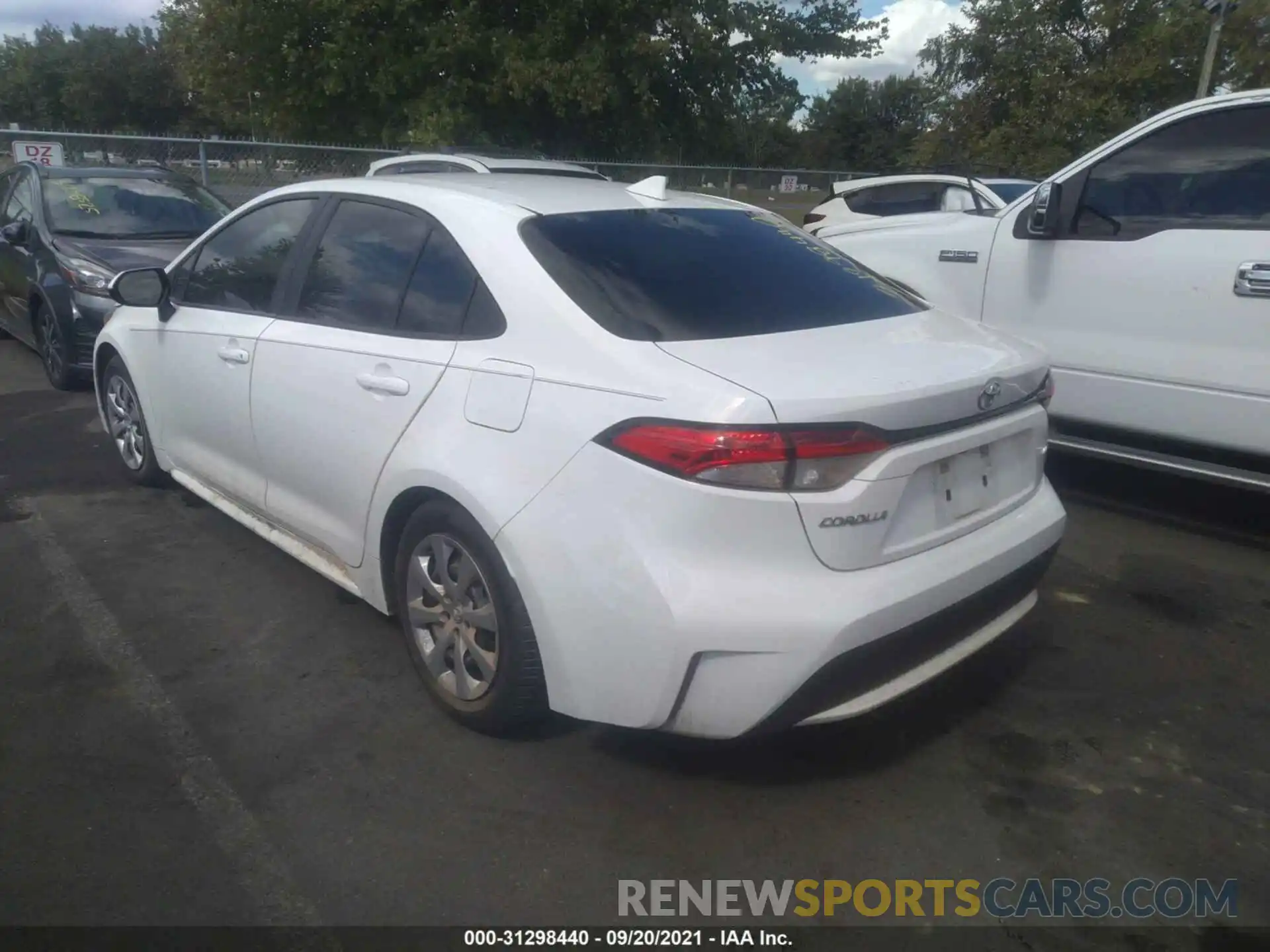 3 Photograph of a damaged car 5YFEPRAE2LP073932 TOYOTA COROLLA 2020