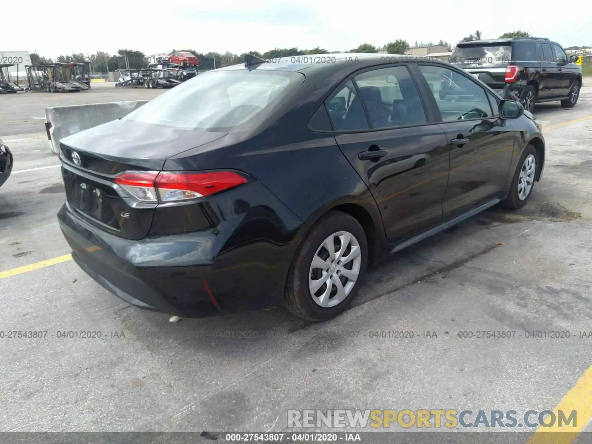 4 Photograph of a damaged car 5YFEPRAE2LP075065 TOYOTA COROLLA 2020