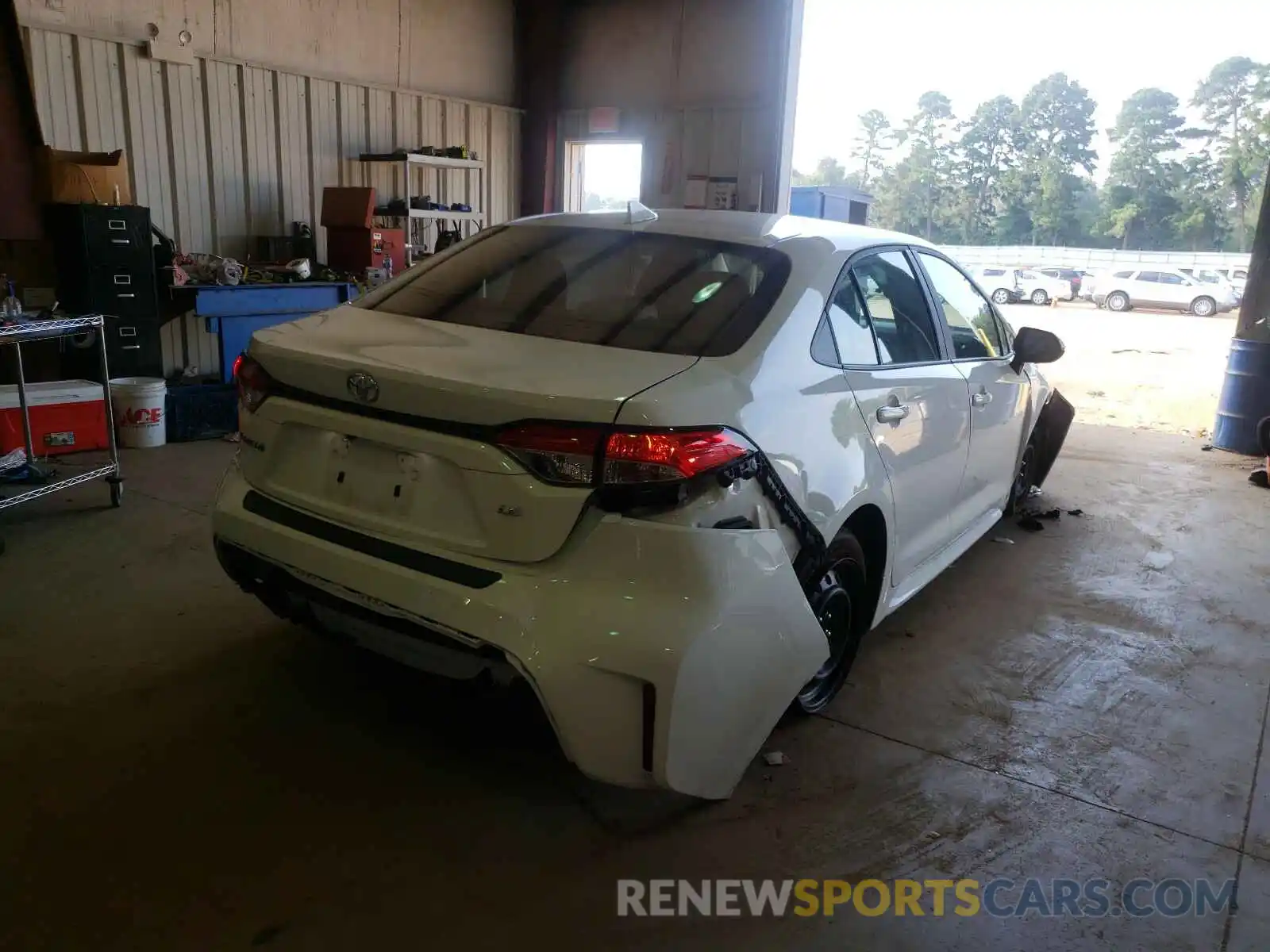 4 Photograph of a damaged car 5YFEPRAE2LP075633 TOYOTA COROLLA 2020