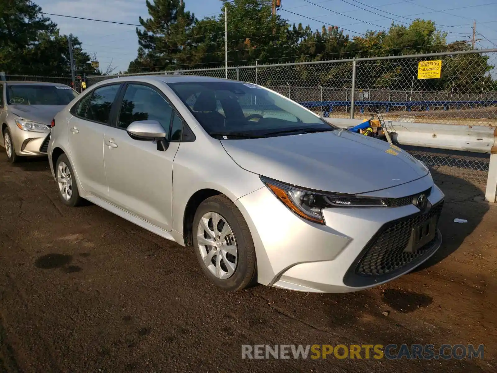 1 Photograph of a damaged car 5YFEPRAE2LP078306 TOYOTA COROLLA 2020