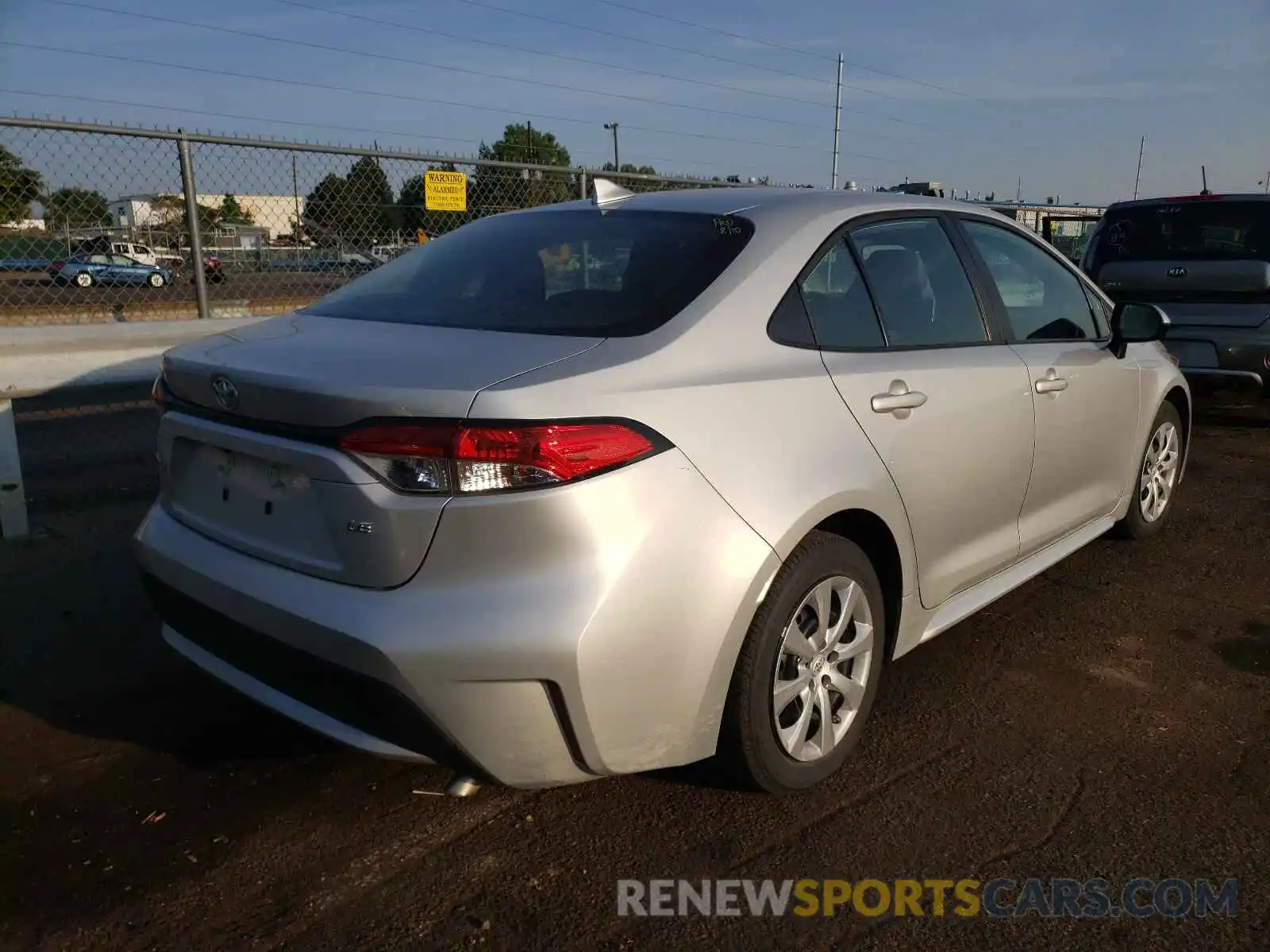 4 Photograph of a damaged car 5YFEPRAE2LP078306 TOYOTA COROLLA 2020