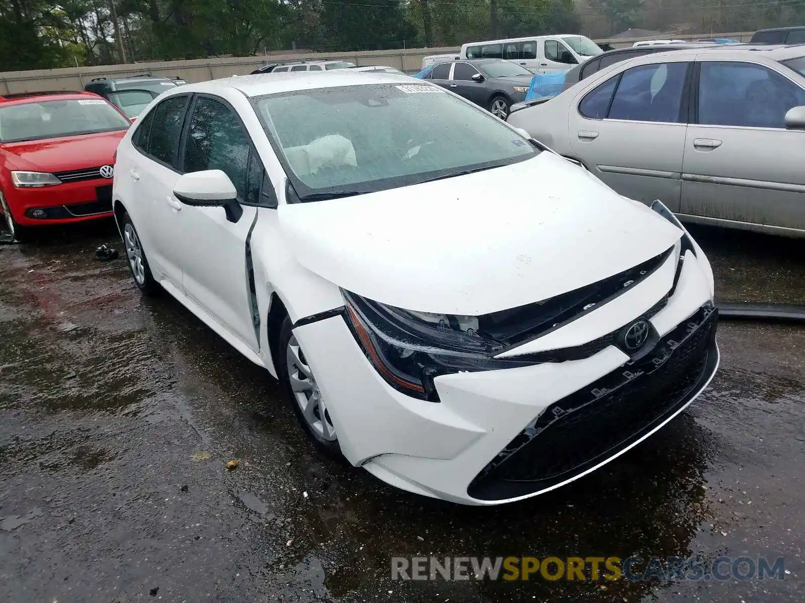 1 Photograph of a damaged car 5YFEPRAE2LP080511 TOYOTA COROLLA 2020