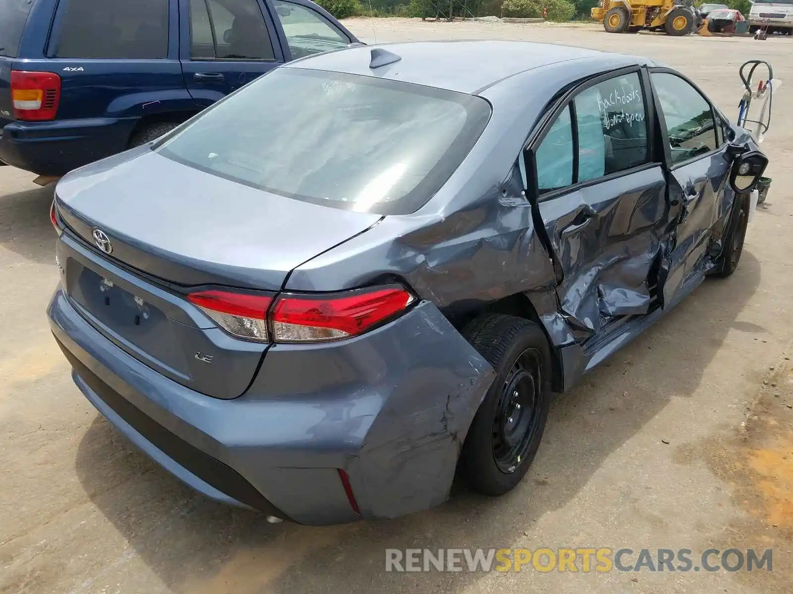 4 Photograph of a damaged car 5YFEPRAE2LP081903 TOYOTA COROLLA 2020