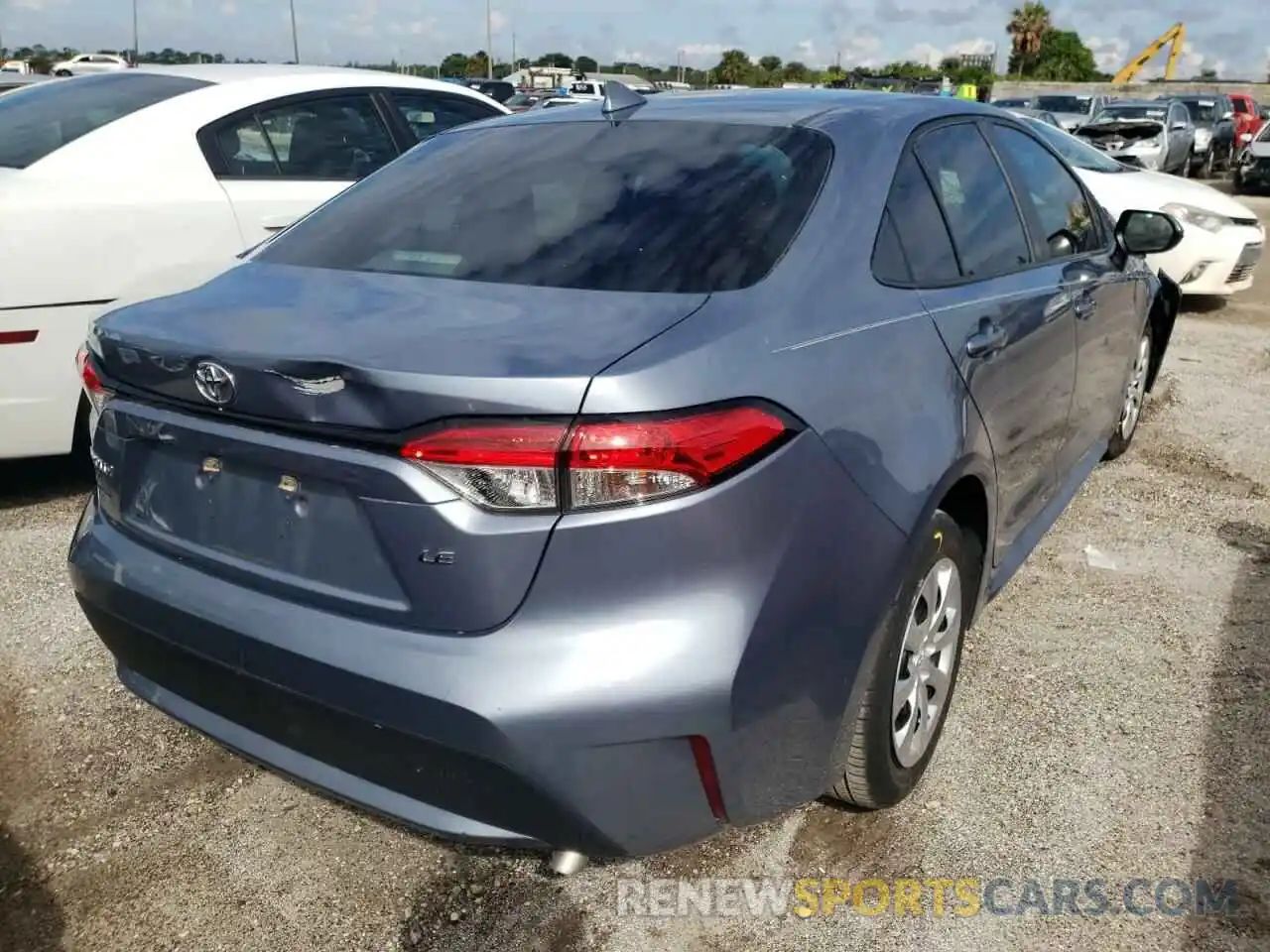 4 Photograph of a damaged car 5YFEPRAE2LP085093 TOYOTA COROLLA 2020