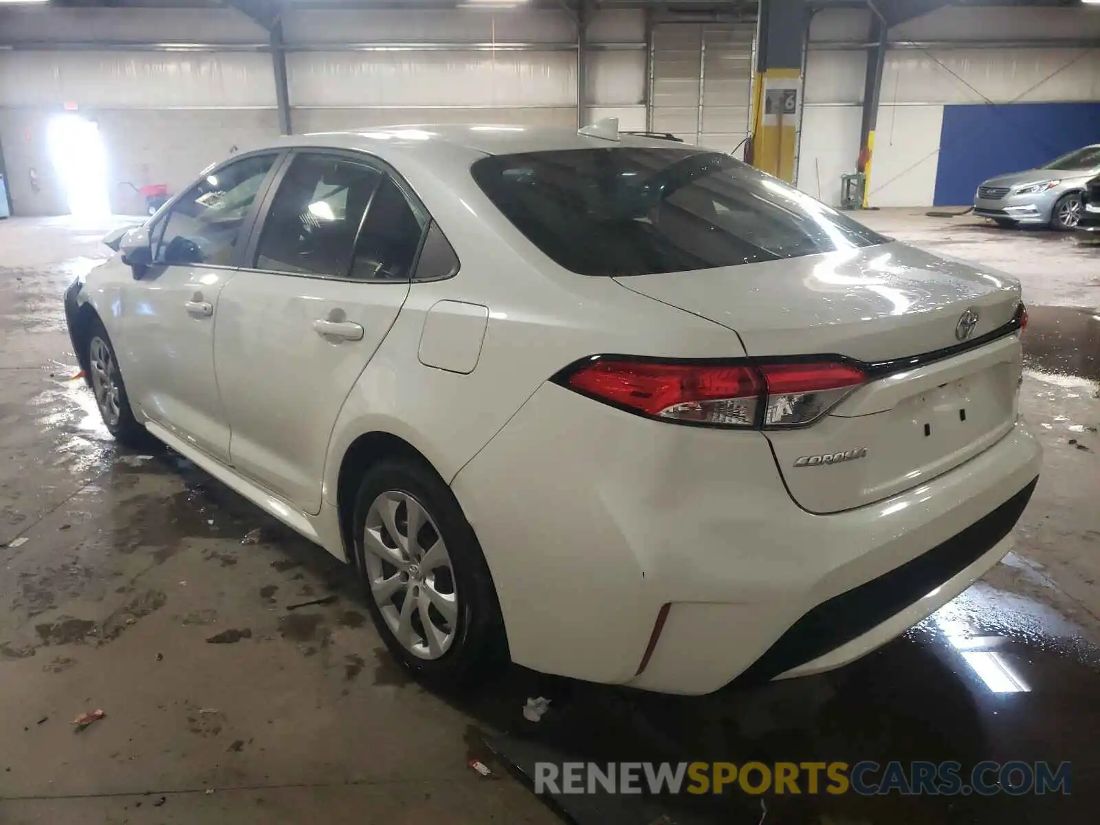 3 Photograph of a damaged car 5YFEPRAE2LP086051 TOYOTA COROLLA 2020