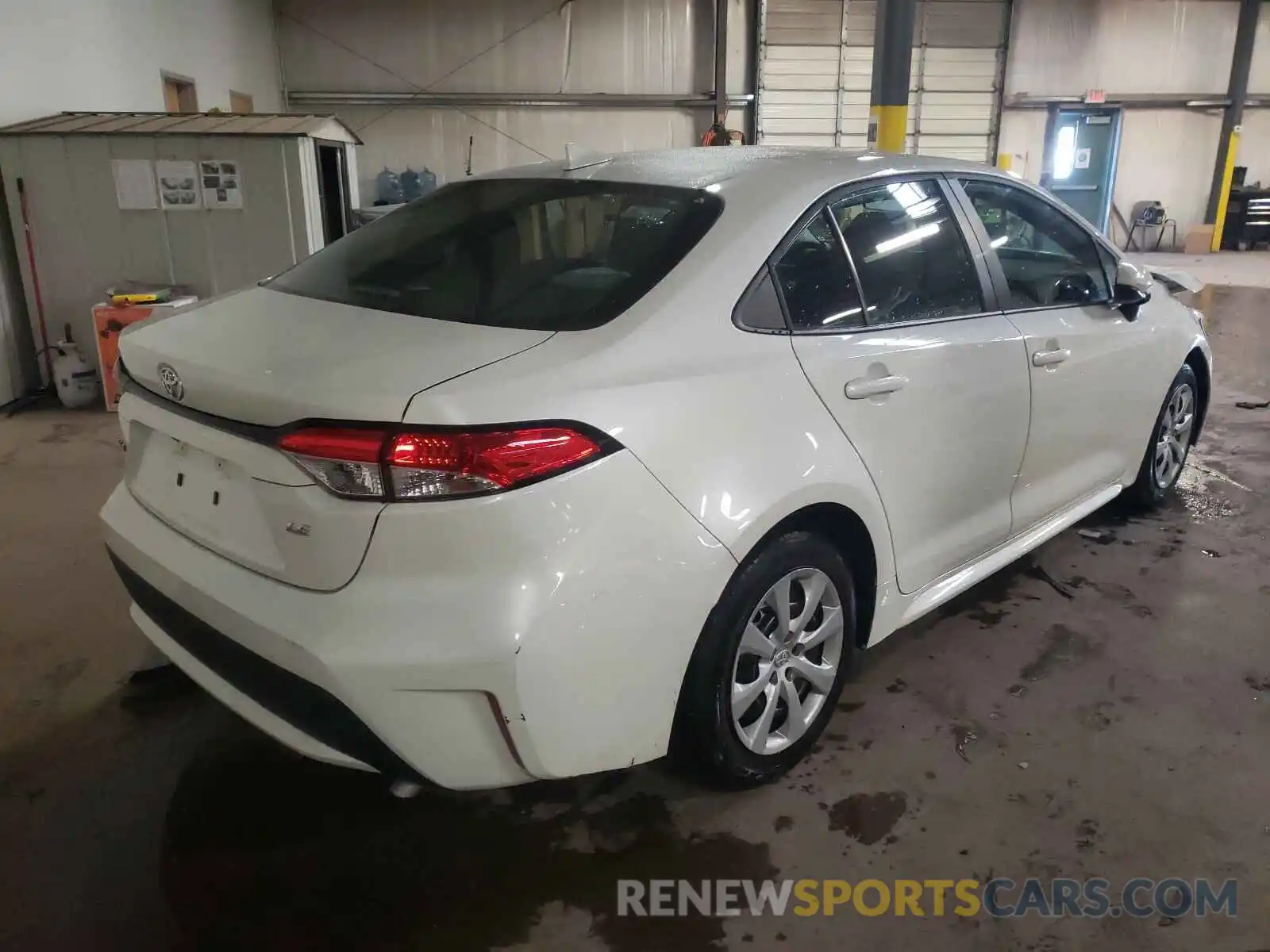 4 Photograph of a damaged car 5YFEPRAE2LP086051 TOYOTA COROLLA 2020