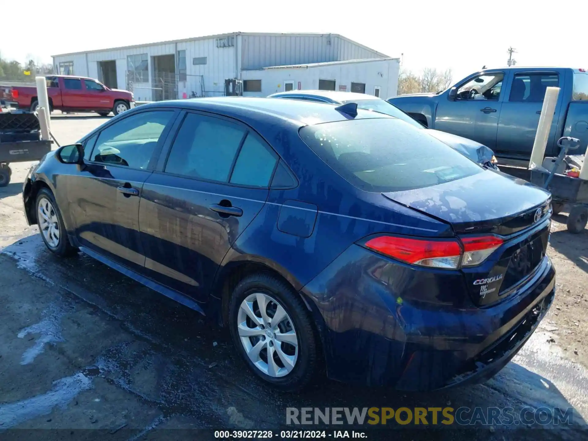 3 Photograph of a damaged car 5YFEPRAE2LP086275 TOYOTA COROLLA 2020