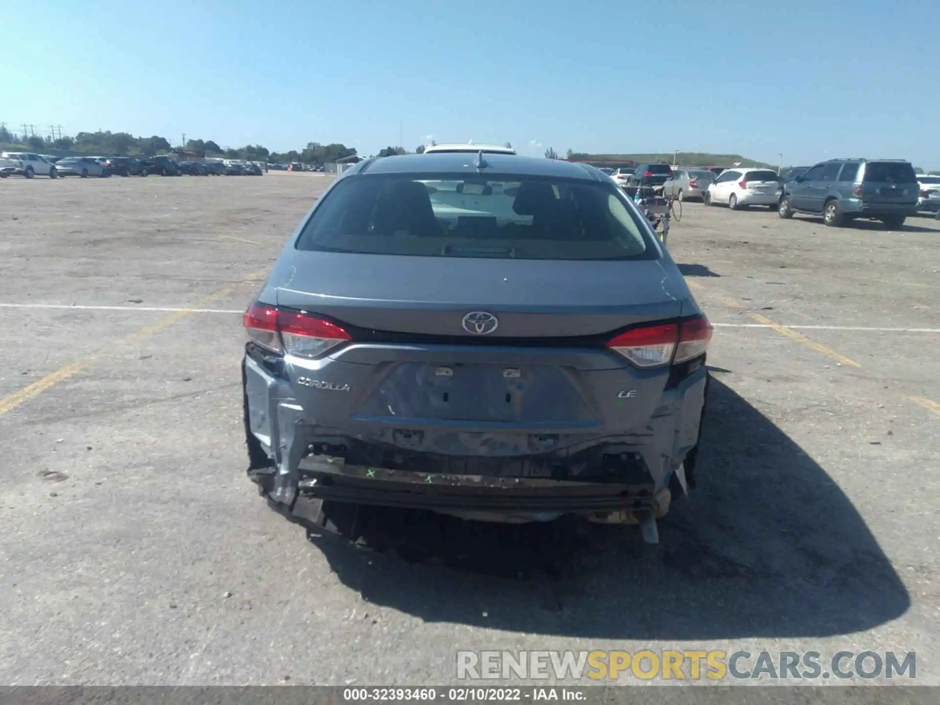 6 Photograph of a damaged car 5YFEPRAE2LP086860 TOYOTA COROLLA 2020