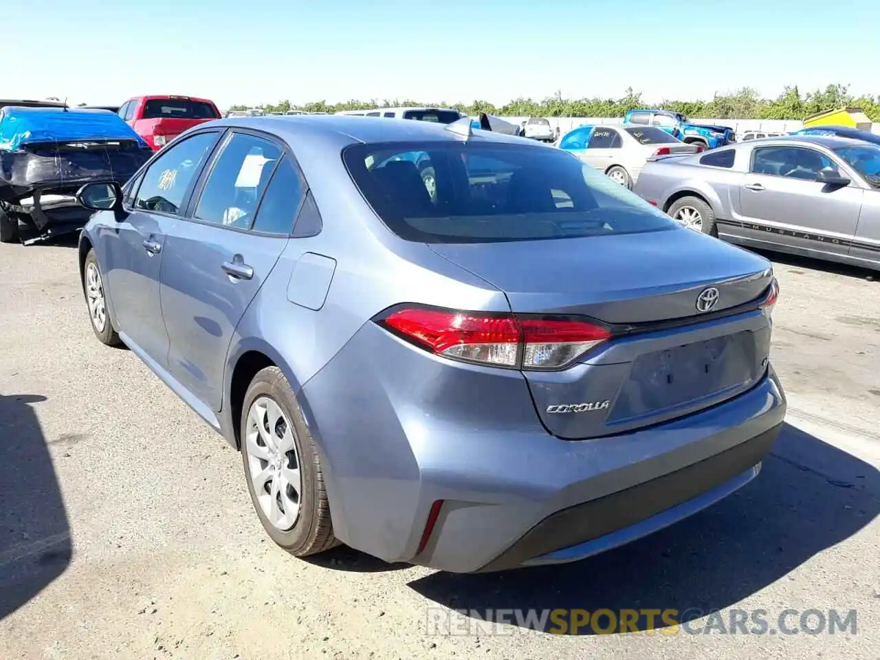 3 Photograph of a damaged car 5YFEPRAE2LP087264 TOYOTA COROLLA 2020