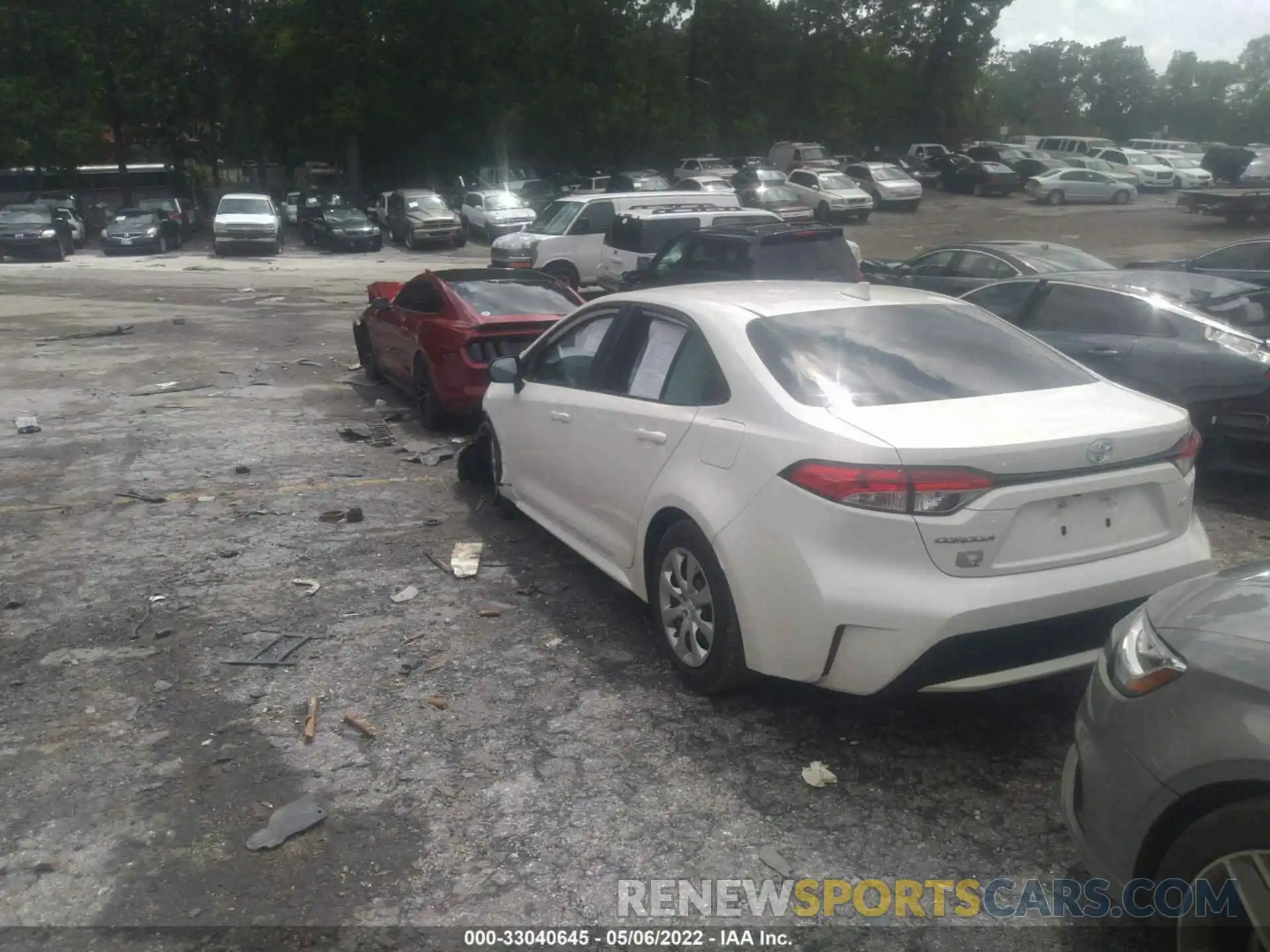 3 Photograph of a damaged car 5YFEPRAE2LP087880 TOYOTA COROLLA 2020