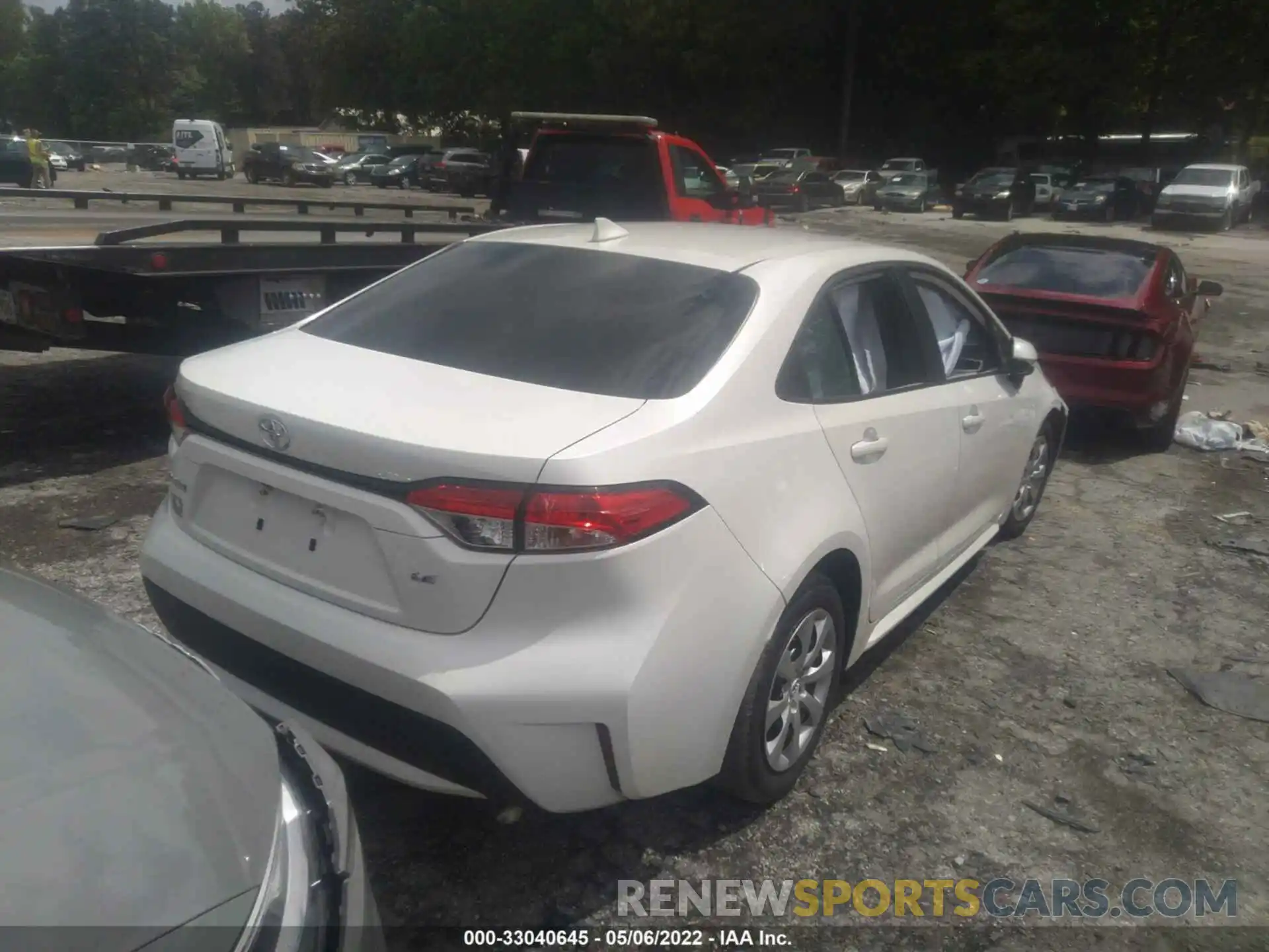 4 Photograph of a damaged car 5YFEPRAE2LP087880 TOYOTA COROLLA 2020