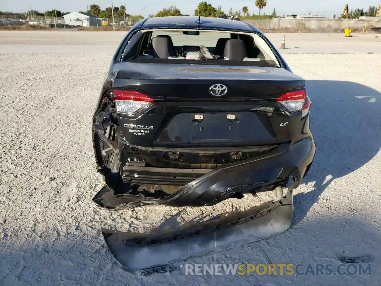 9 Photograph of a damaged car 5YFEPRAE2LP088656 TOYOTA COROLLA 2020