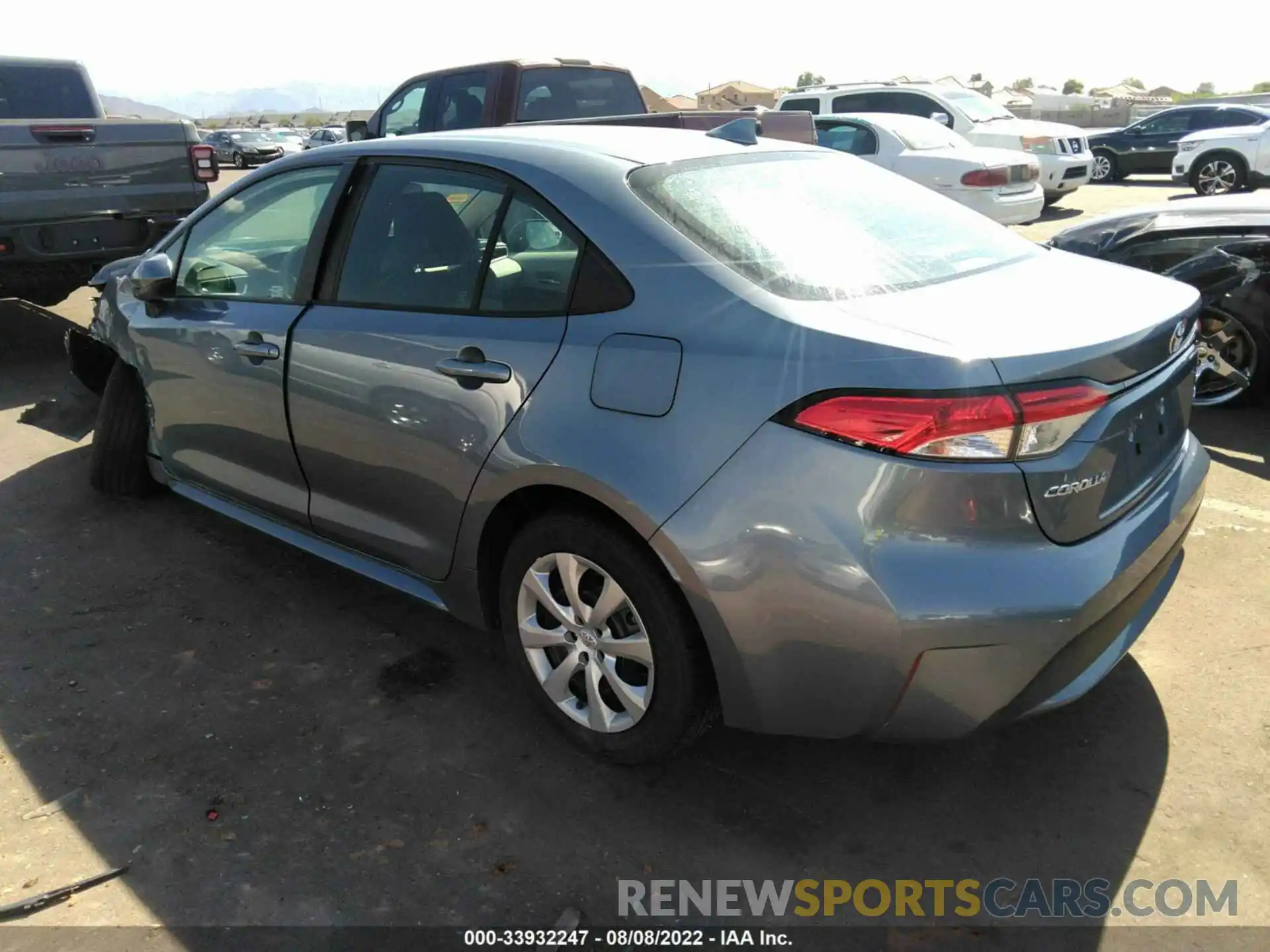 3 Photograph of a damaged car 5YFEPRAE2LP088687 TOYOTA COROLLA 2020