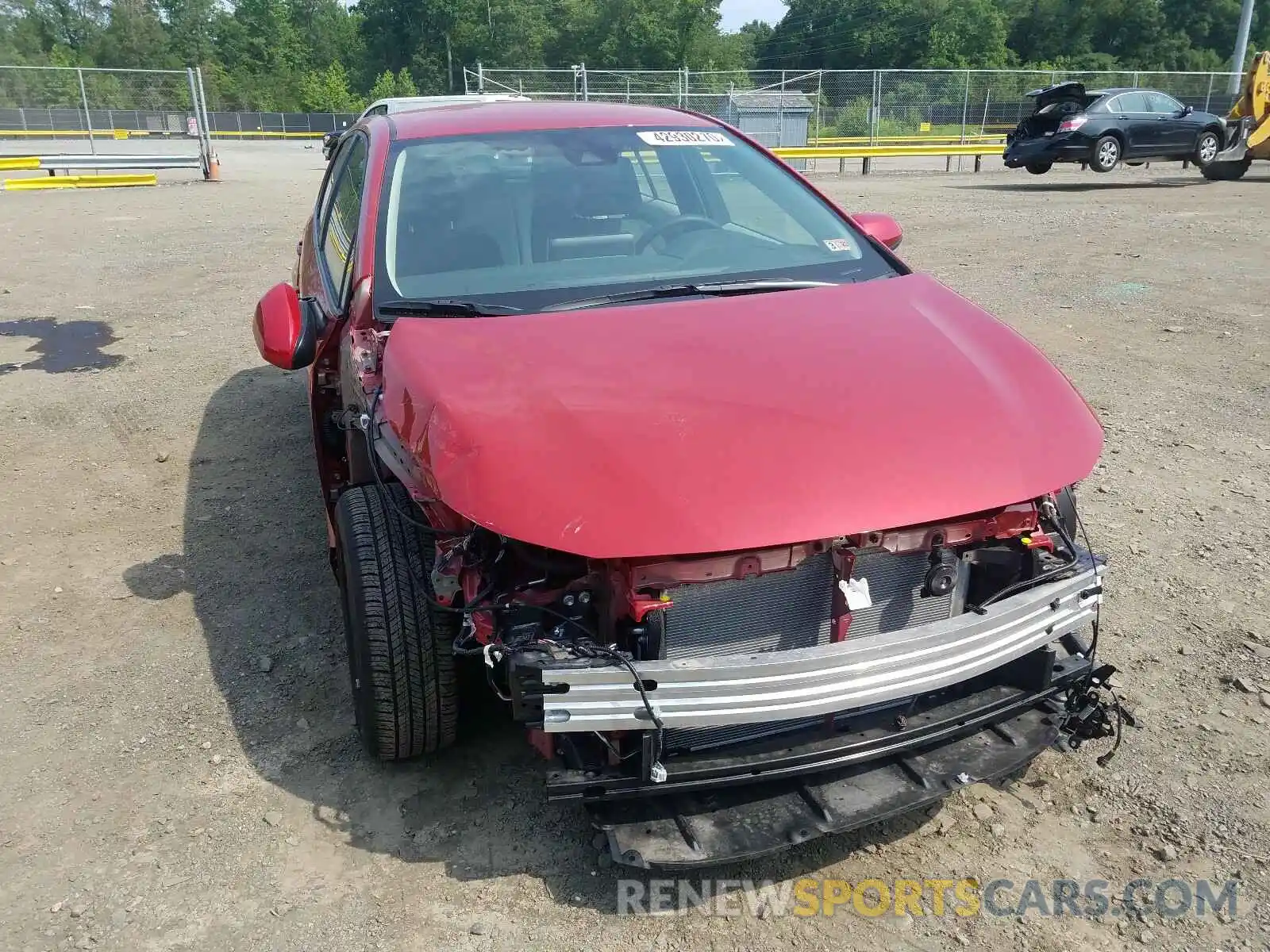 9 Photograph of a damaged car 5YFEPRAE2LP088947 TOYOTA COROLLA 2020