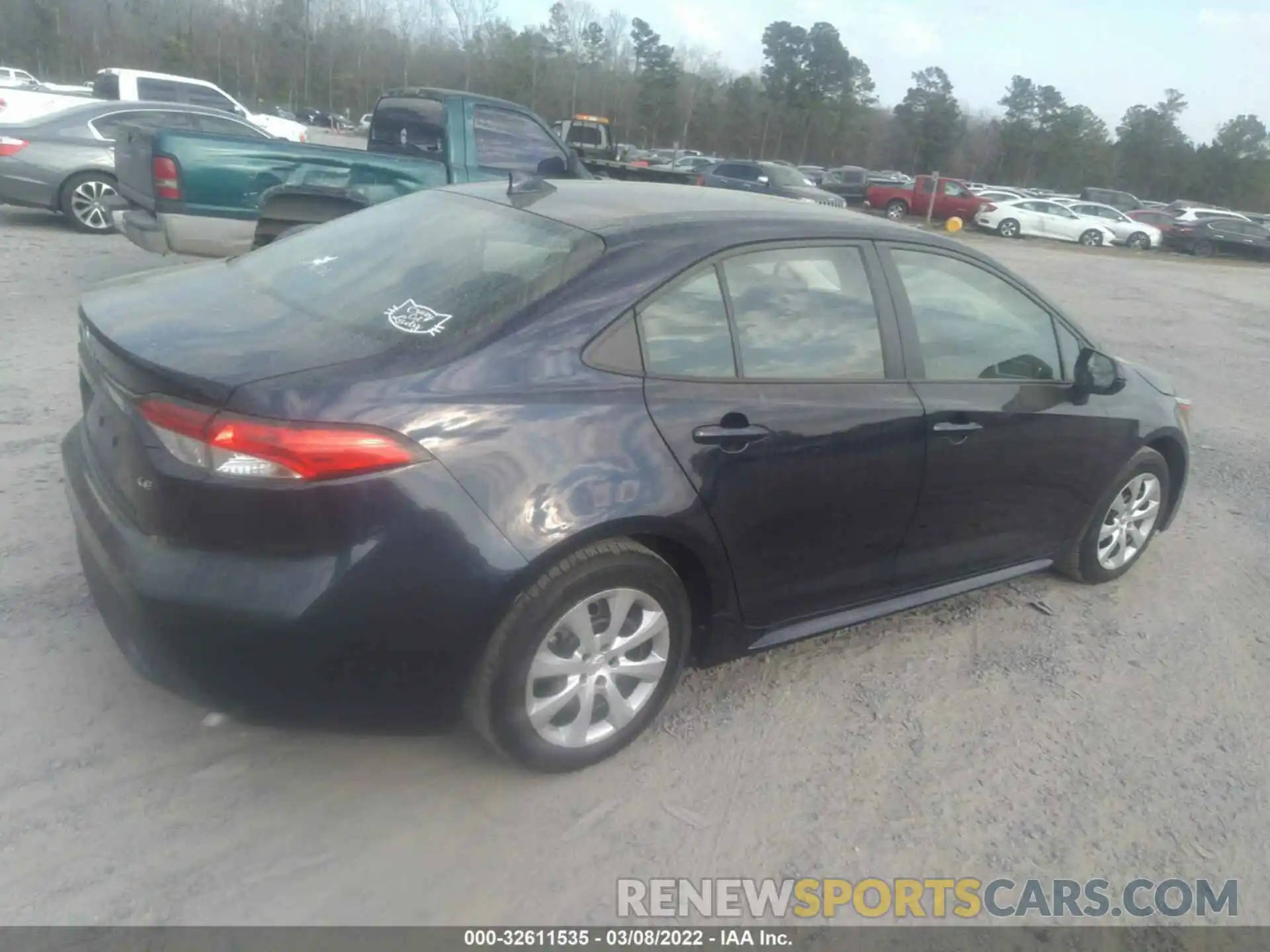 4 Photograph of a damaged car 5YFEPRAE2LP090312 TOYOTA COROLLA 2020