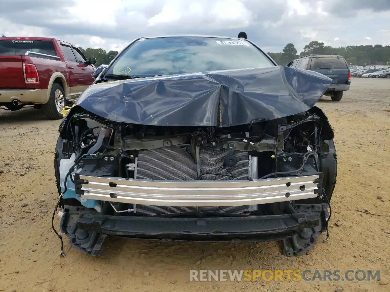 9 Photograph of a damaged car 5YFEPRAE2LP092576 TOYOTA COROLLA 2020