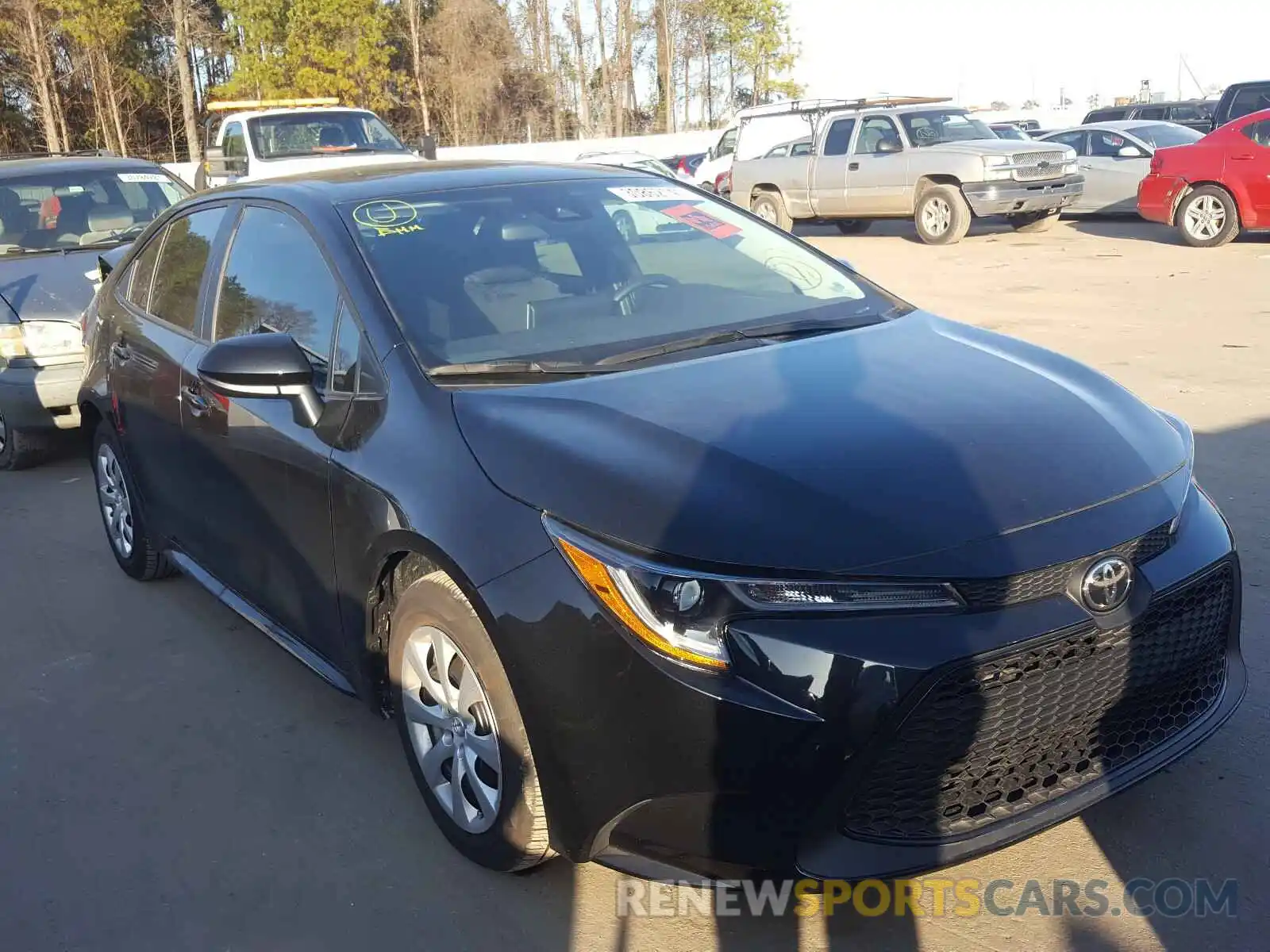 1 Photograph of a damaged car 5YFEPRAE2LP093632 TOYOTA COROLLA 2020