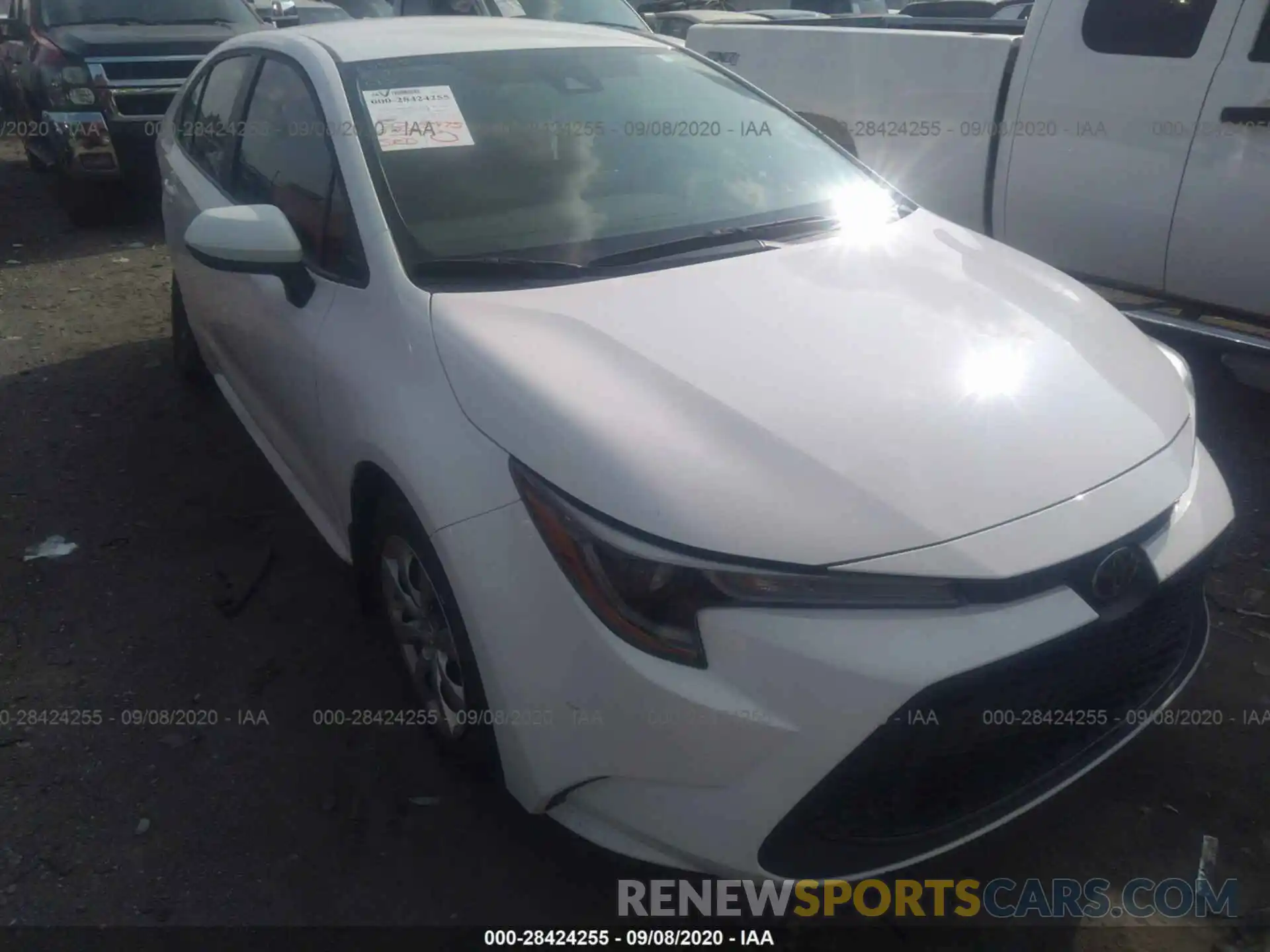 1 Photograph of a damaged car 5YFEPRAE2LP093694 TOYOTA COROLLA 2020