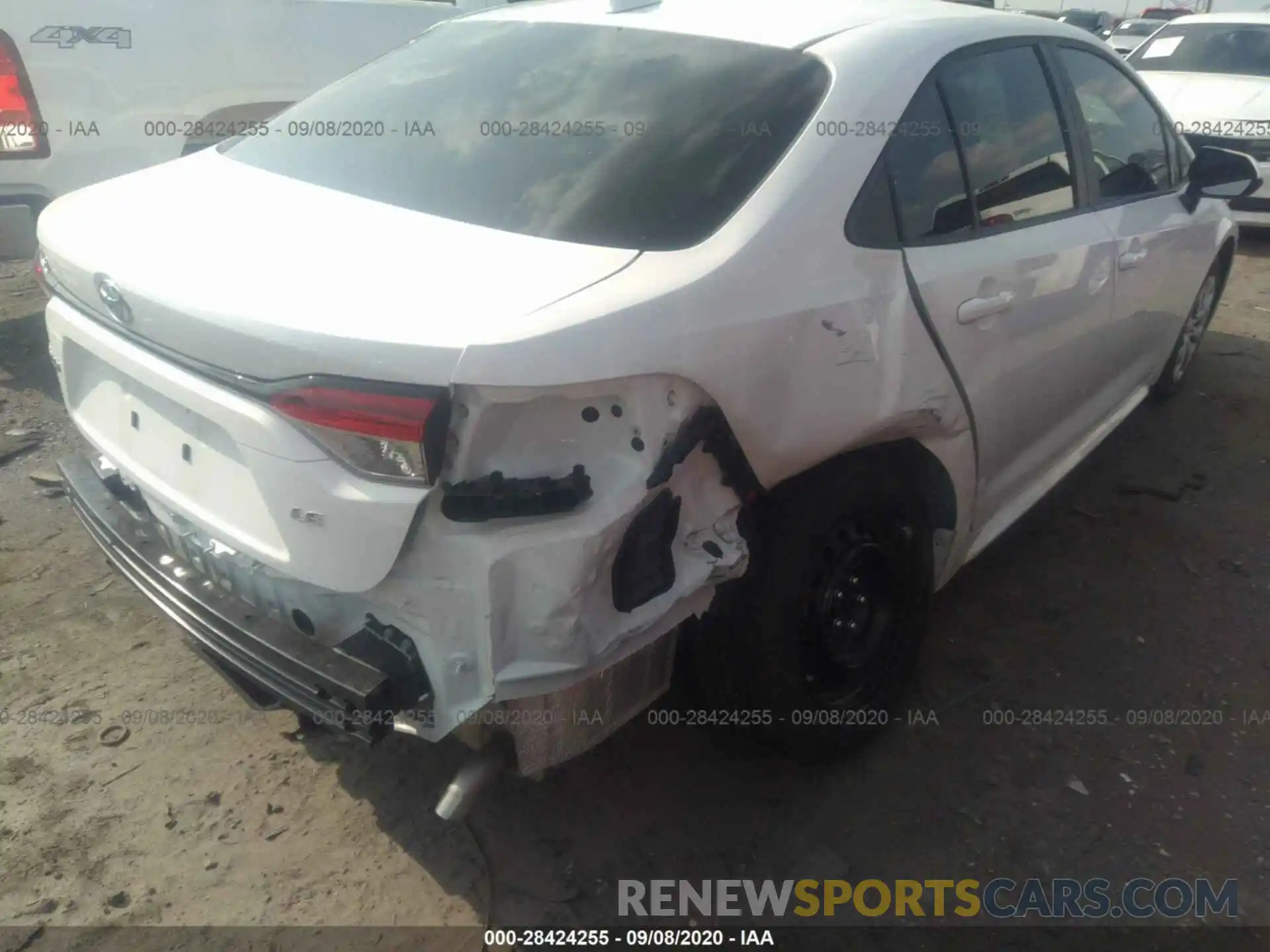 4 Photograph of a damaged car 5YFEPRAE2LP093694 TOYOTA COROLLA 2020