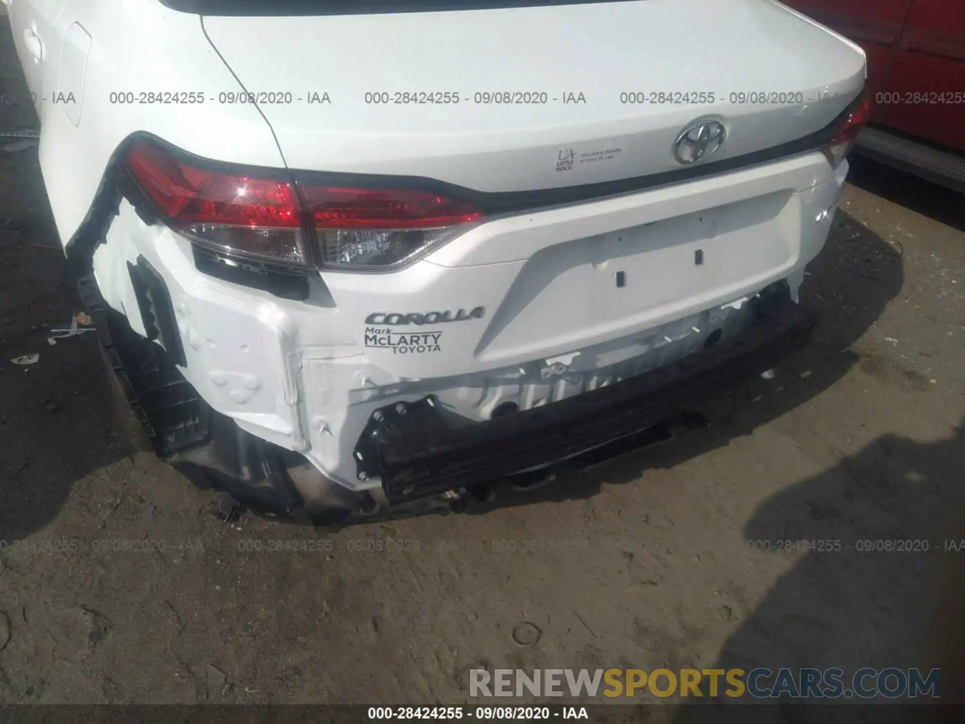 6 Photograph of a damaged car 5YFEPRAE2LP093694 TOYOTA COROLLA 2020