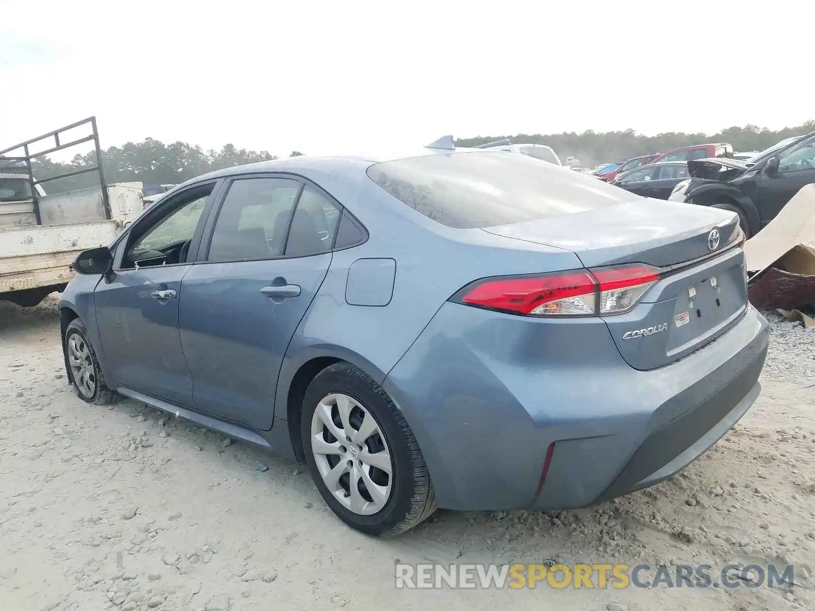 3 Photograph of a damaged car 5YFEPRAE2LP095154 TOYOTA COROLLA 2020