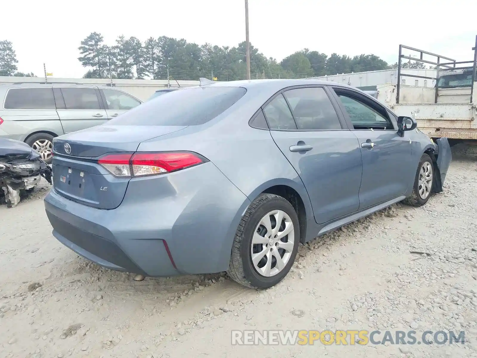 4 Photograph of a damaged car 5YFEPRAE2LP095154 TOYOTA COROLLA 2020