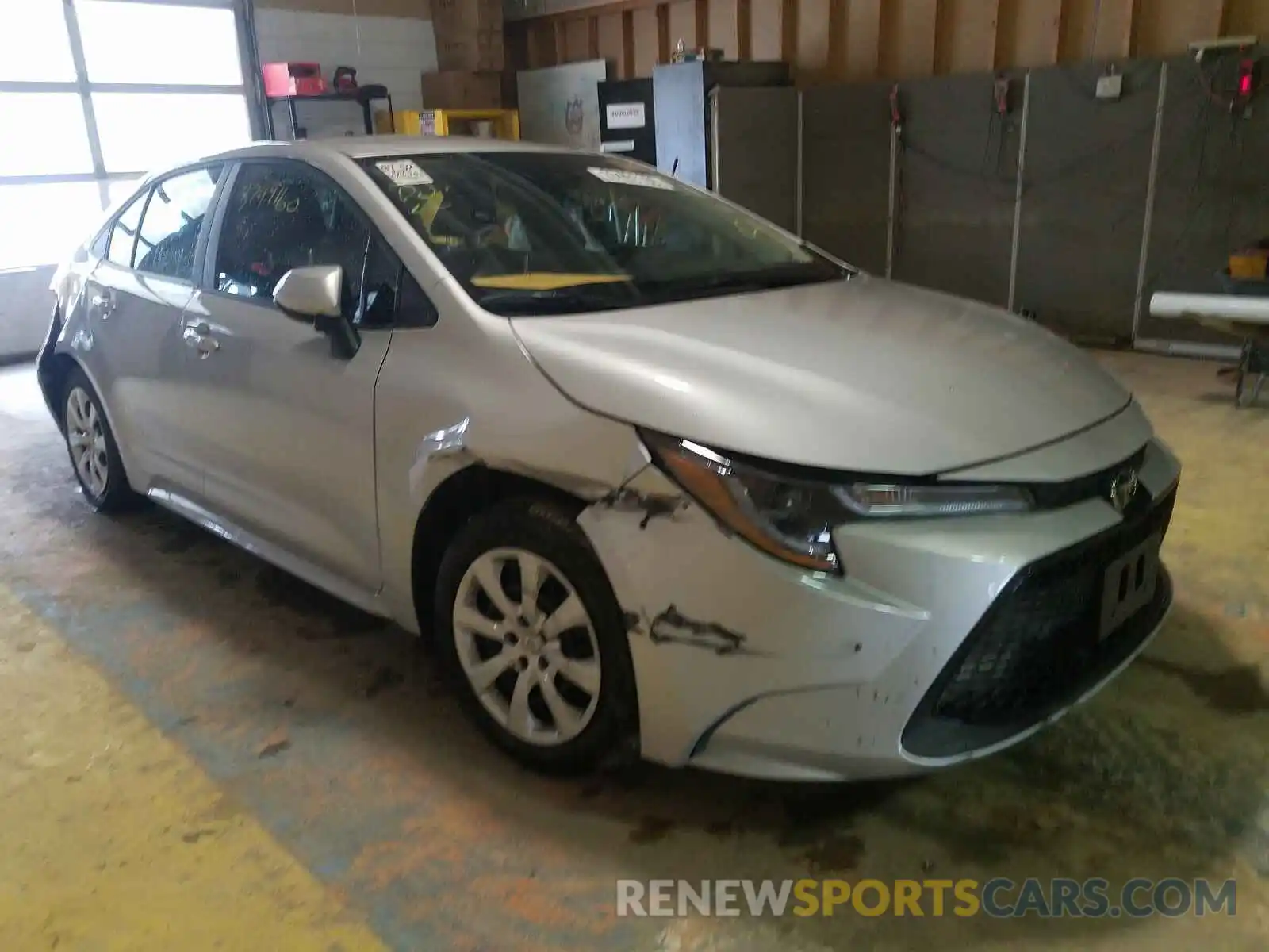 1 Photograph of a damaged car 5YFEPRAE2LP095901 TOYOTA COROLLA 2020