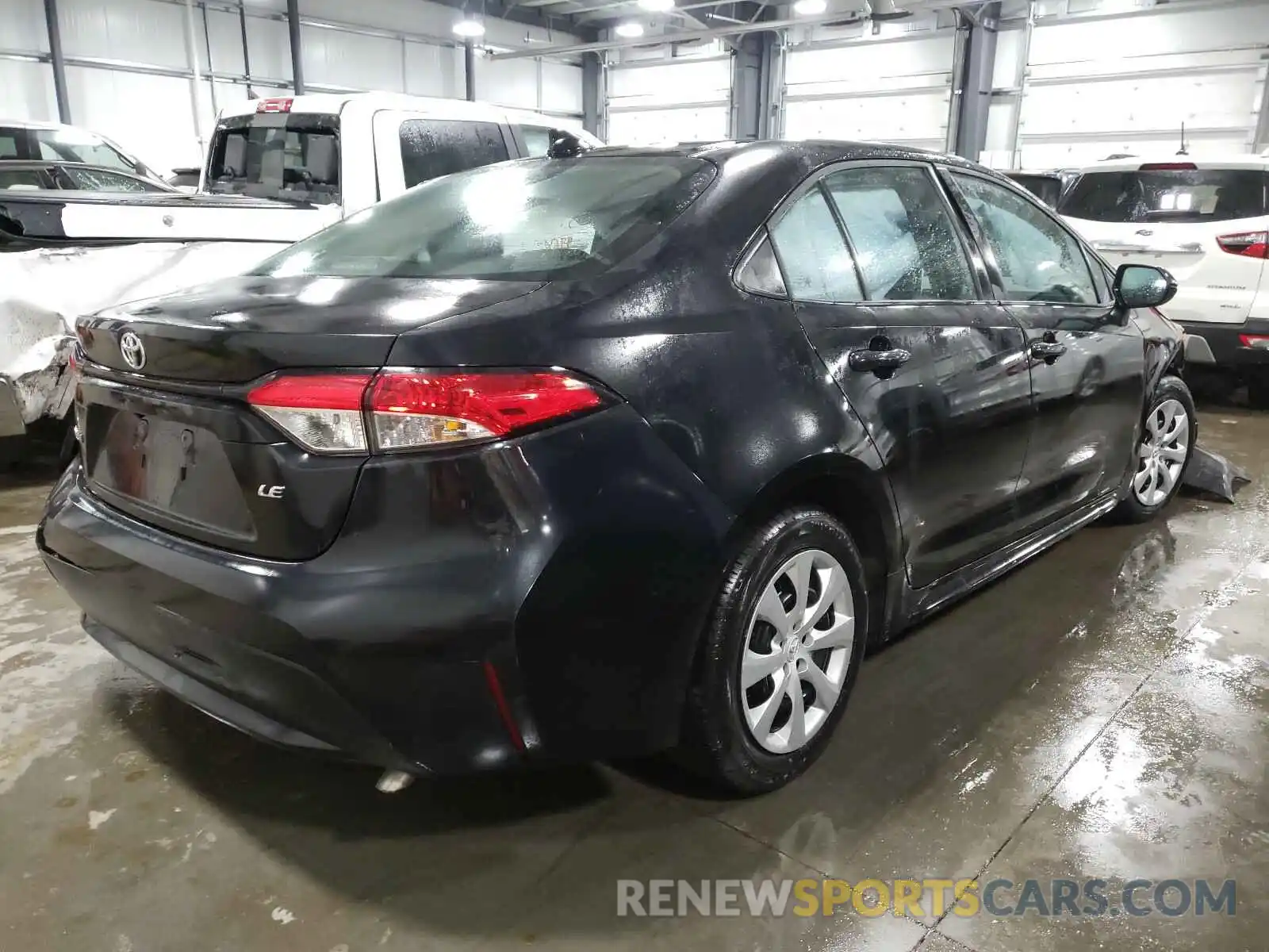 4 Photograph of a damaged car 5YFEPRAE2LP096630 TOYOTA COROLLA 2020