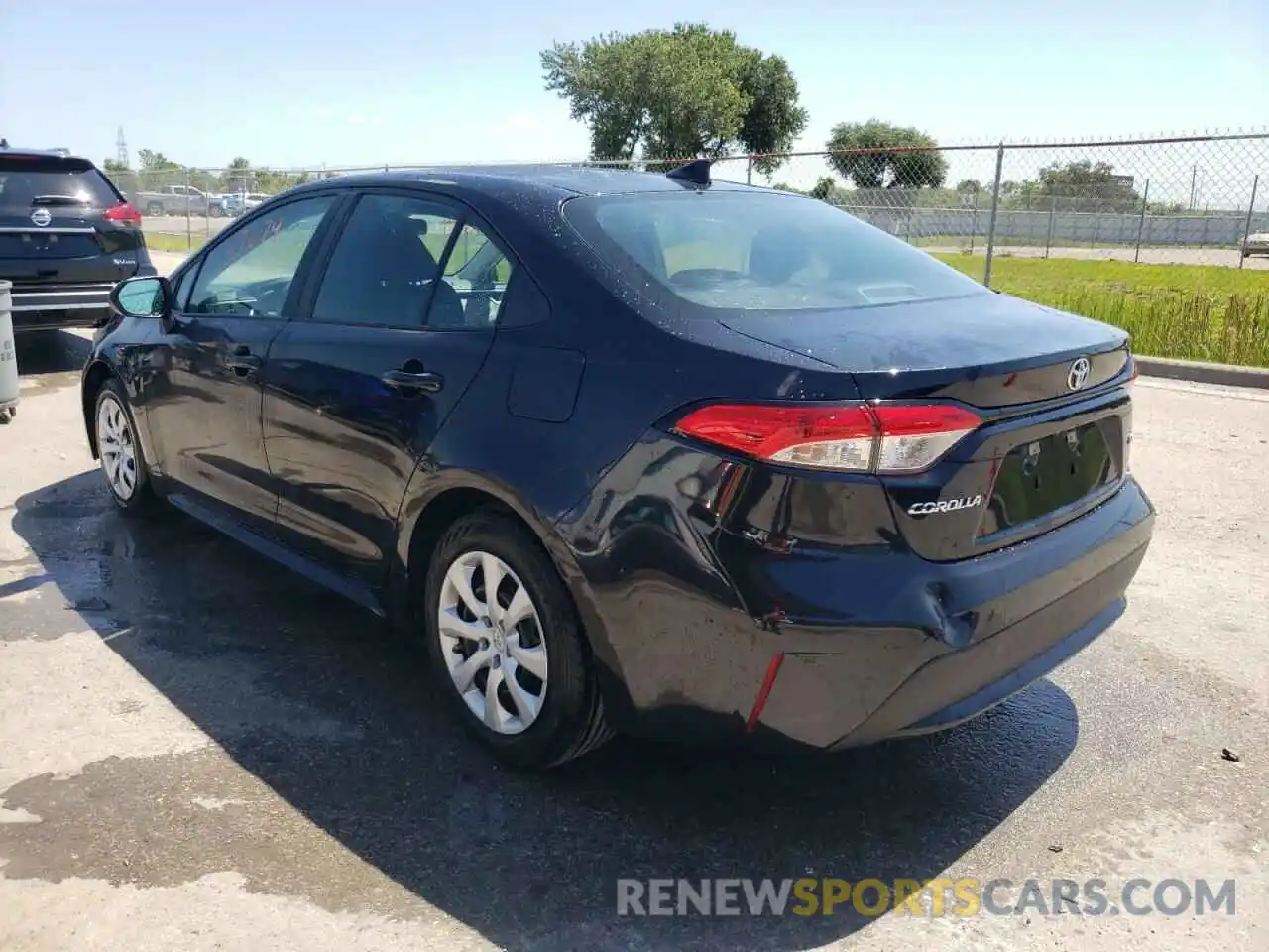 3 Photograph of a damaged car 5YFEPRAE2LP096675 TOYOTA COROLLA 2020