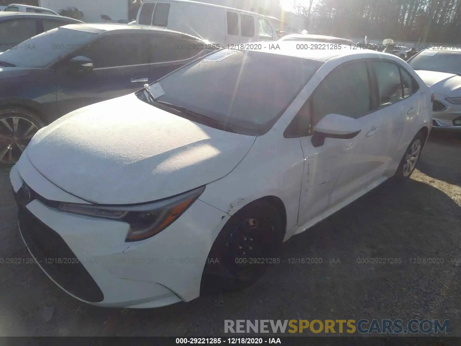 2 Photograph of a damaged car 5YFEPRAE2LP096935 TOYOTA COROLLA 2020